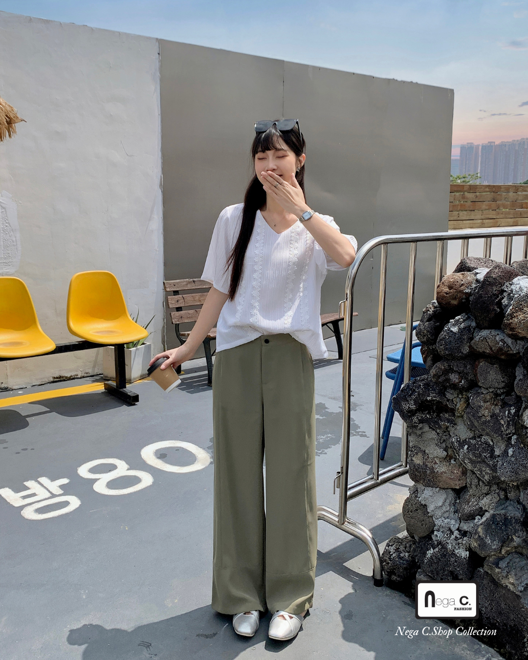 |初秋新品2件75折| V領蕾絲暗紋上衣|白色|無裡襯|無彈|不透