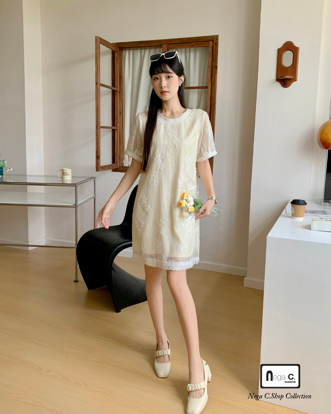 |初秋新品2件75折| 圓領蕾絲A型連身裙|米色|有裡襯|無彈