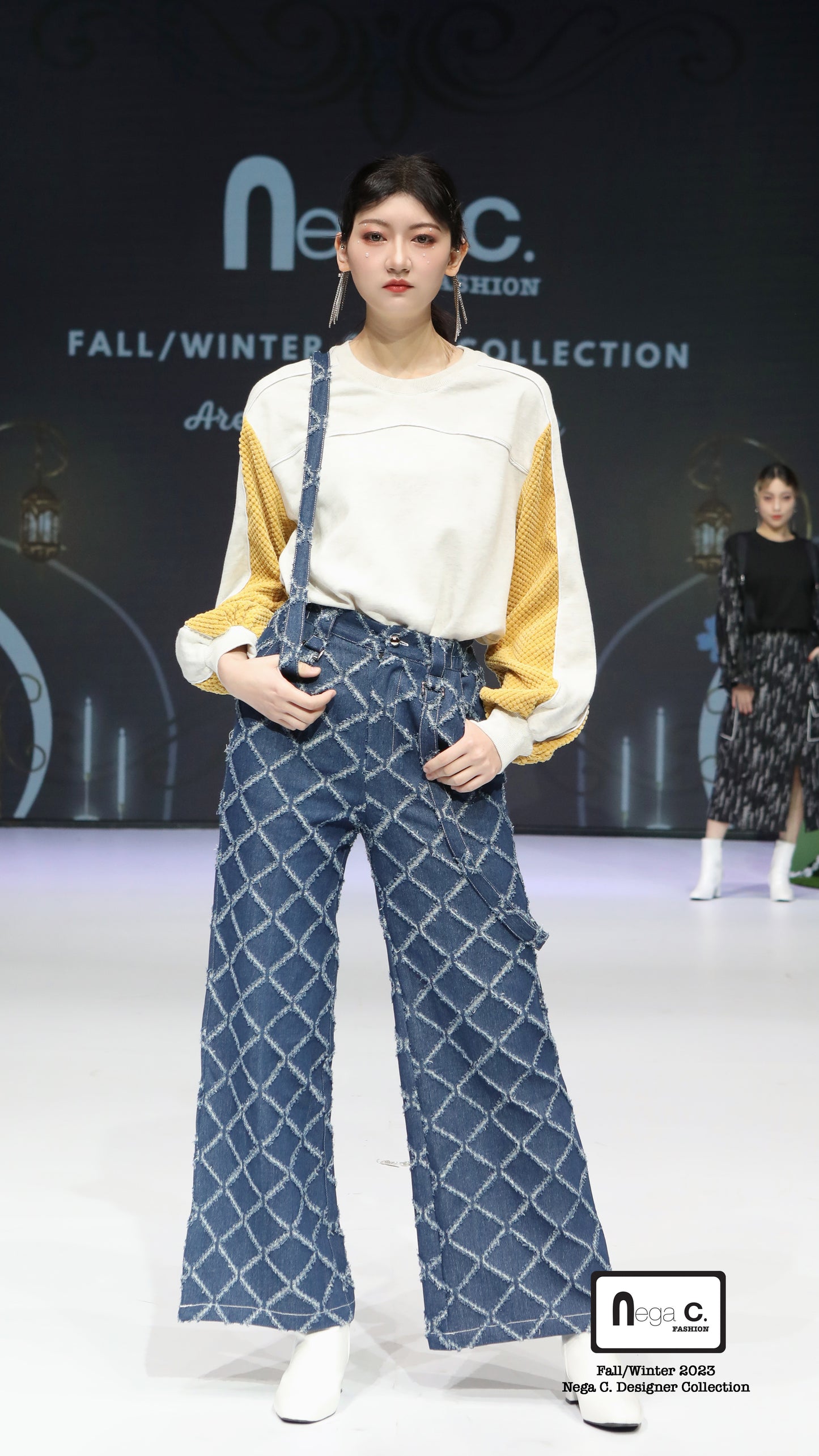 Nega CT03 ดีไซน์เฉพาะตัว | สไตล์เดียวกันสำหรับผู้ชายและผู้หญิง | เสื้อสเวตเตอร์ผ้าฝ้ายที่เหมาะกับผิว | สีเทาอ่อน