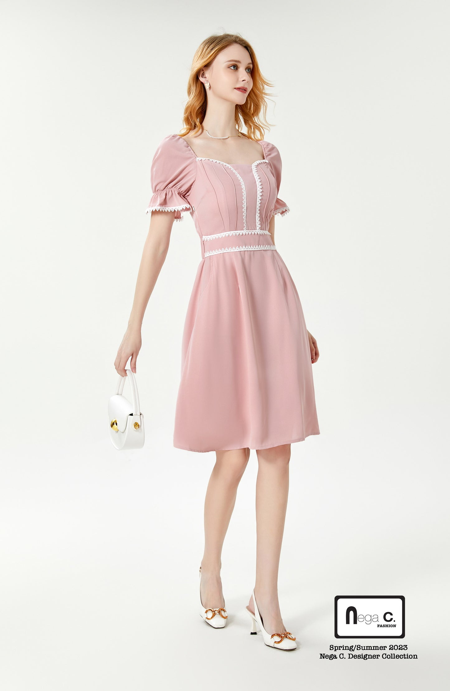Nega C. Sweetheart Neck Lace Slim Waist Dress | สีชมพู | มีซับใน