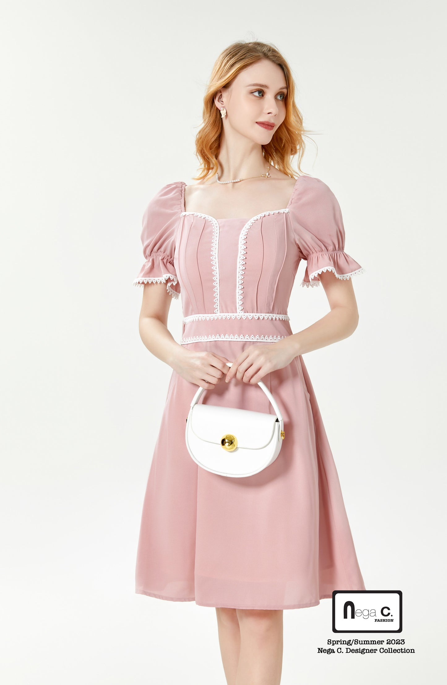 Nega C. Sweetheart Neck Lace Slim Waist Dress | สีชมพู | มีซับใน