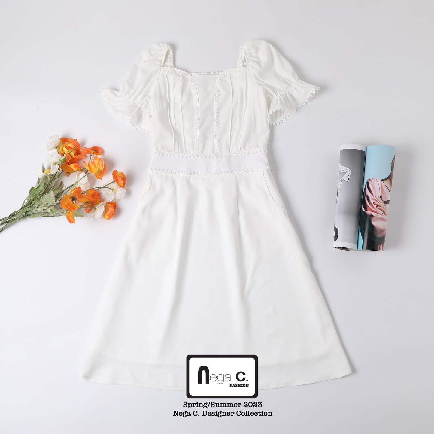 Nega C. Sweetheart Neck Lace Slim Waist Dress | สีขาว | มีซับใน