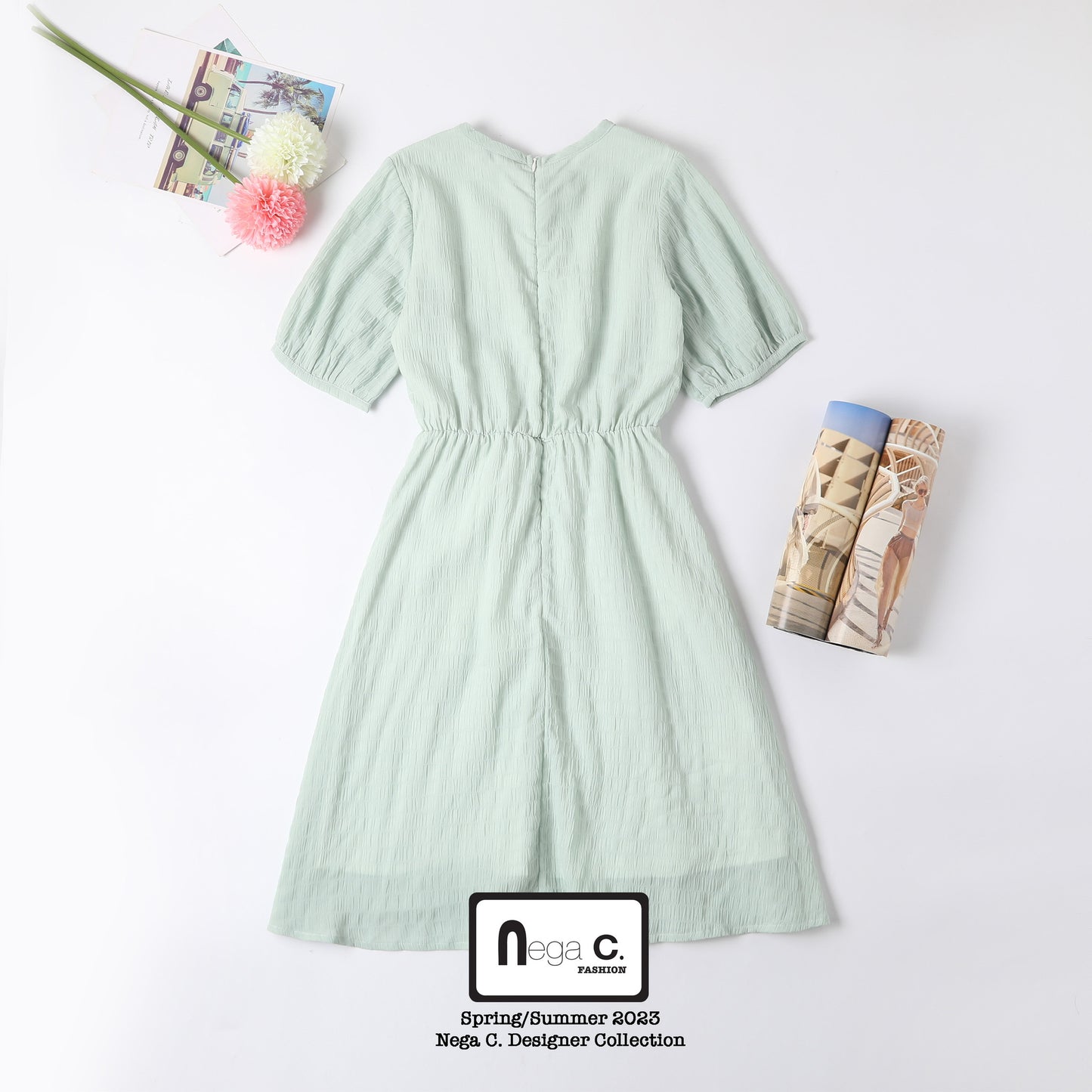 Nega C. เดรสคอกลมจับจีบช่วงเอวผีเสื้อ | ชมพูเขียว | มีซับใน