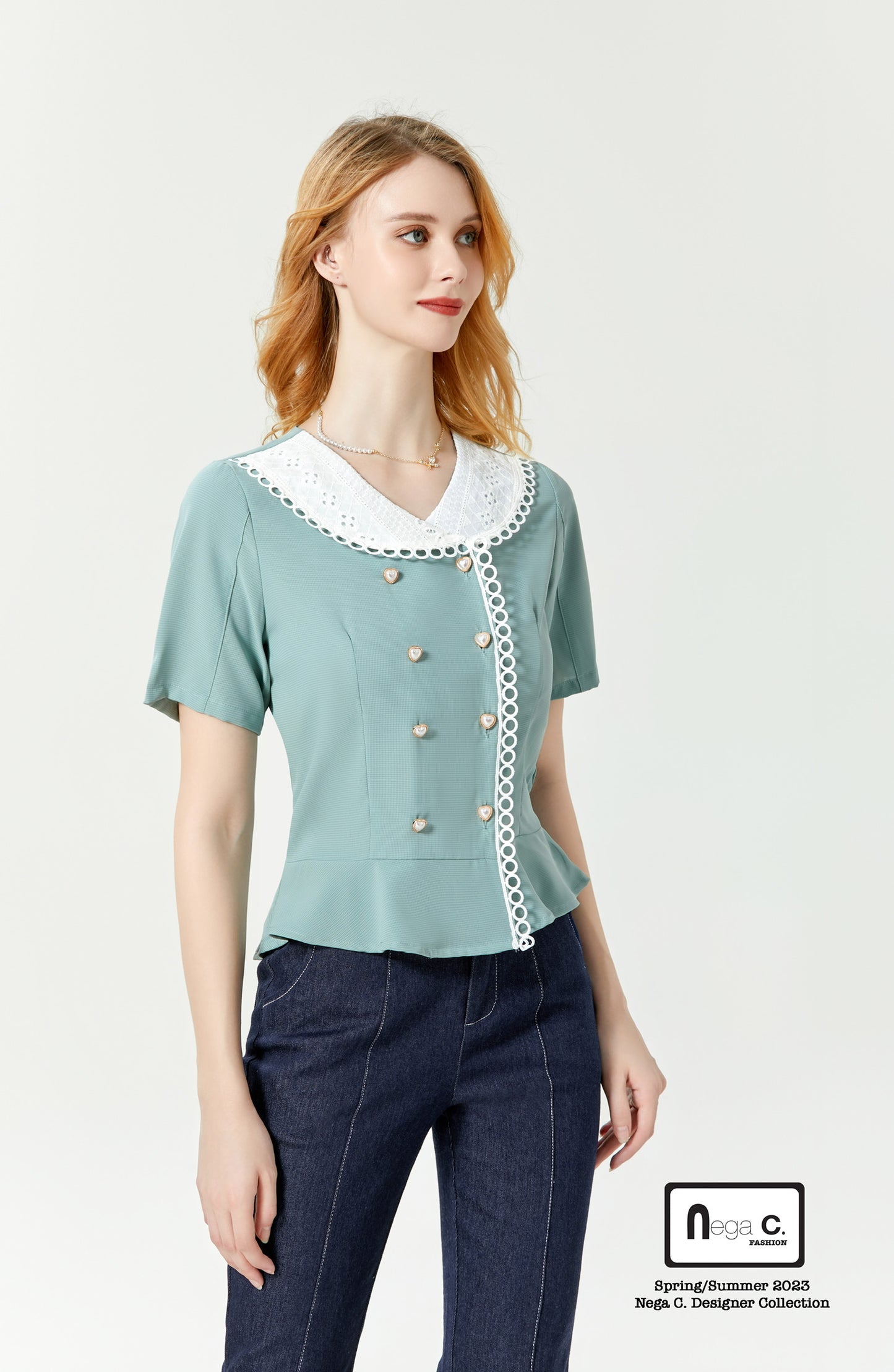 Nega C. 雙襟心心鈕扣蕾絲領襯衫| 淺綠色| 有裡襯