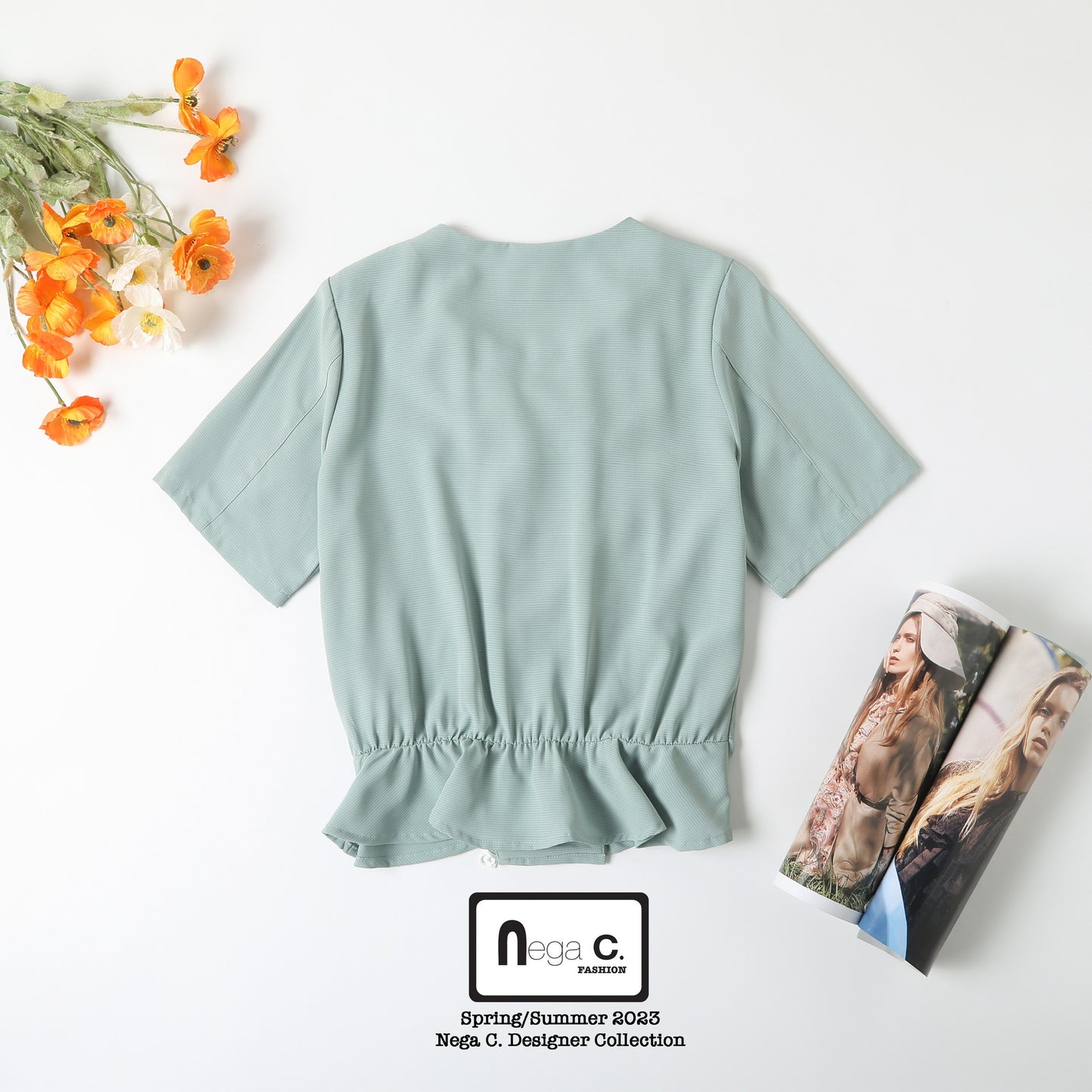 Nega C. 雙襟心心鈕扣蕾絲領襯衫| 淺綠色| 有裡襯