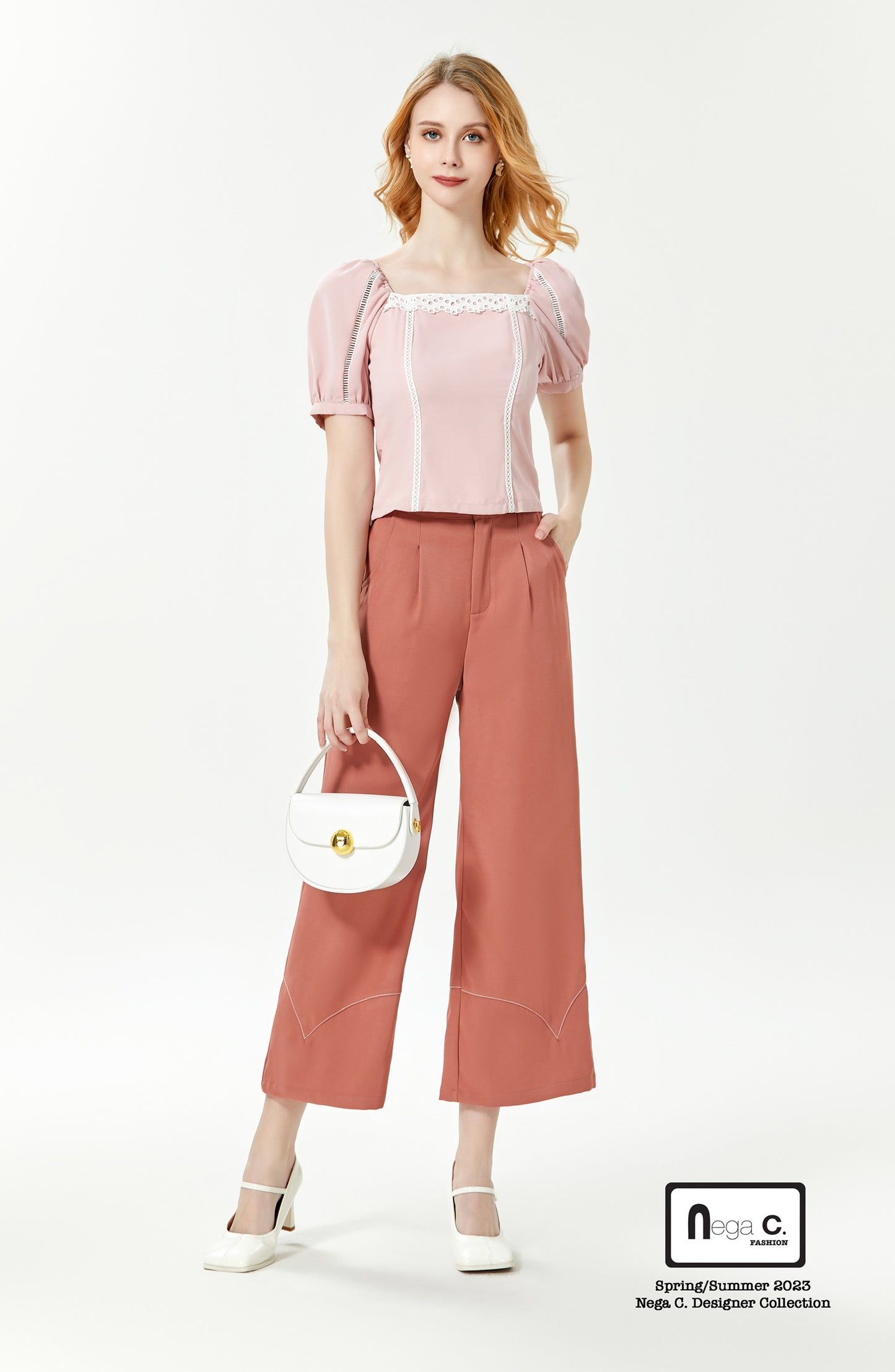 Nega C. เสื้อแขนพองลูกไม้คอเหลี่ยมหวาน | สีชมพู | มีซับใน