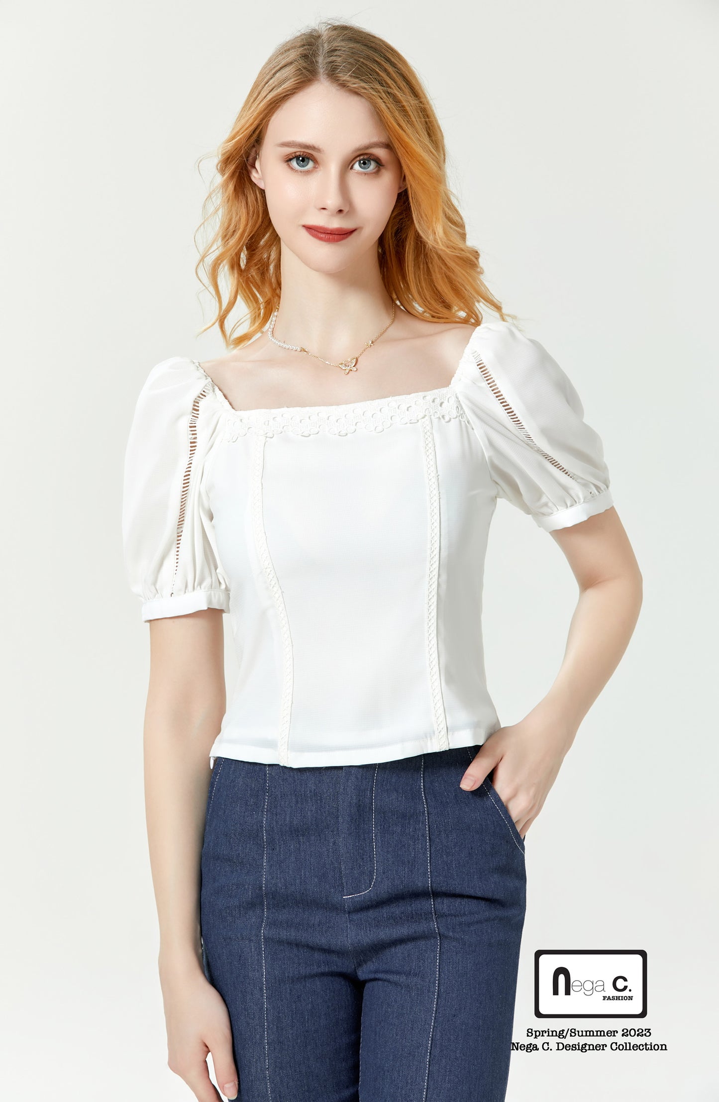 Nega C. เสื้อแขนพองลูกไม้คอเหลี่ยมหวาน | สีขาว | มีซับใน