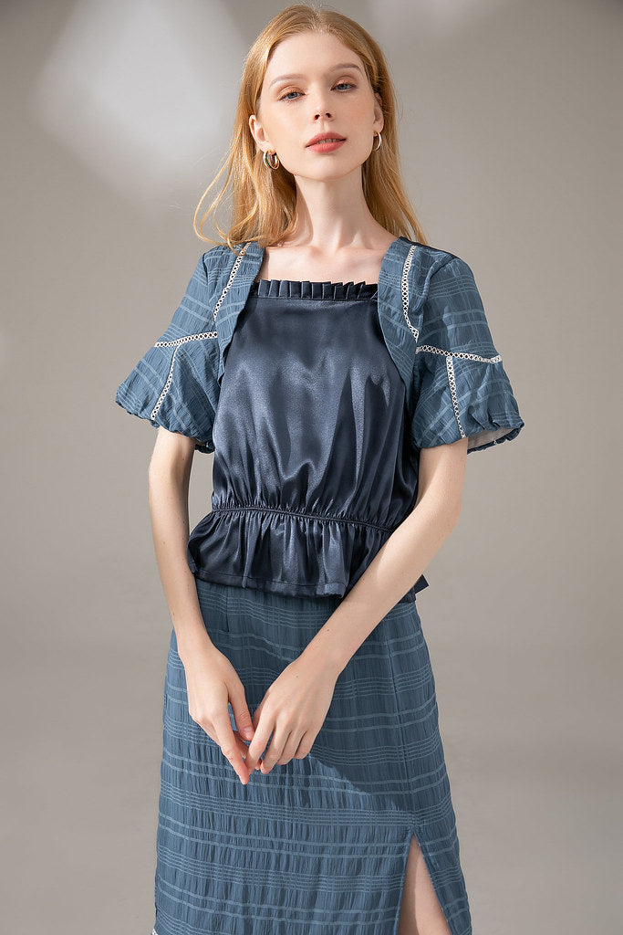 Nega C. เสื้อทูนิคคอเหลี่ยมงานเย็บปะติดปะต่อ | สีน้ำเงินเข้ม | มีซับในครึ่งตัว | ไม่ยืด