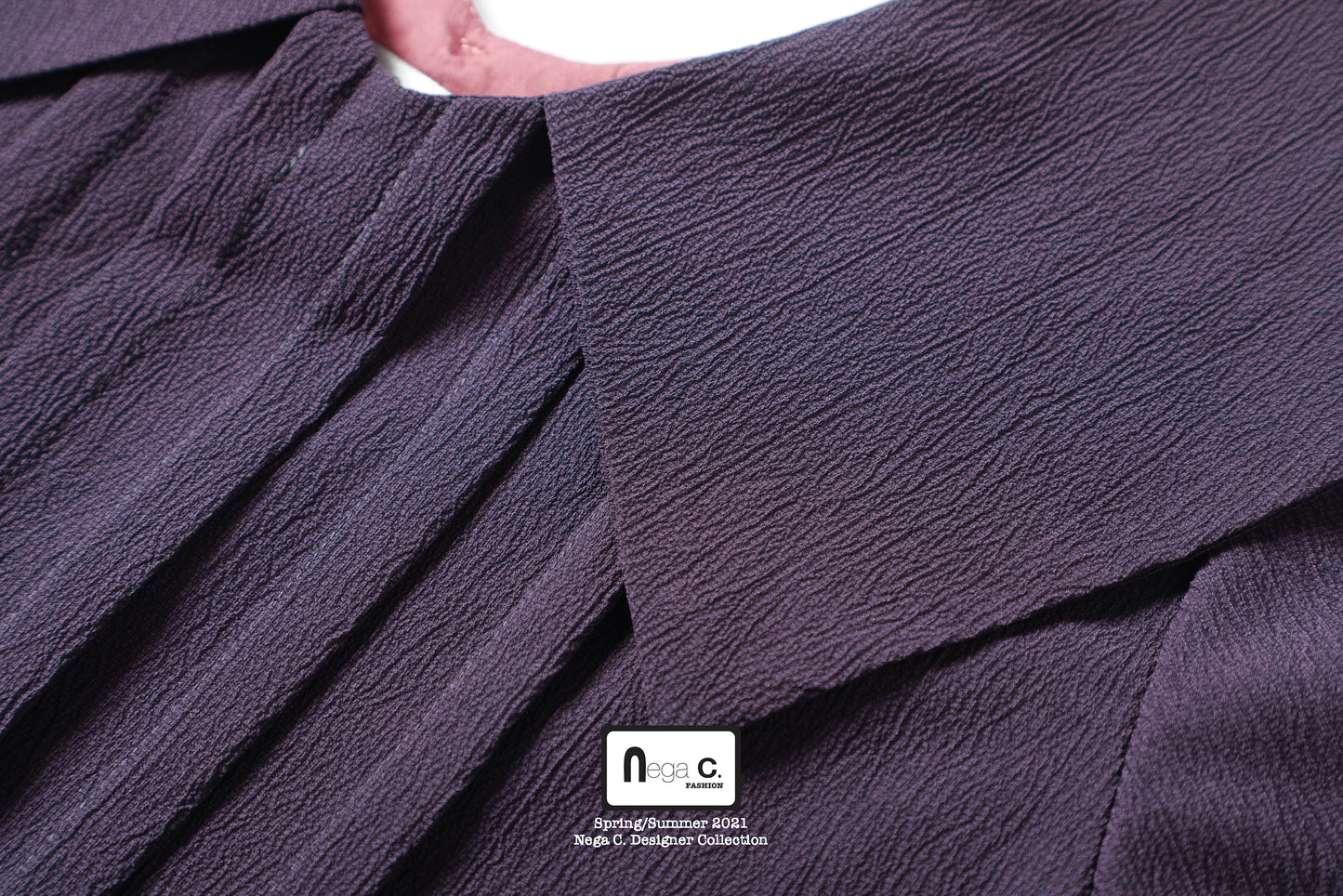 Nega C. Colorblock เสื้อเชิ้ตแขนสั้นคอย้อนกลับ | สีม่วง |
