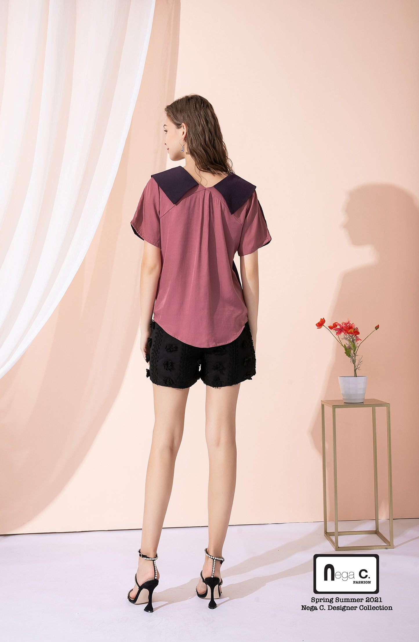 Nega C. Colorblock เสื้อเชิ้ตแขนสั้นคอย้อนกลับ | สีม่วง |