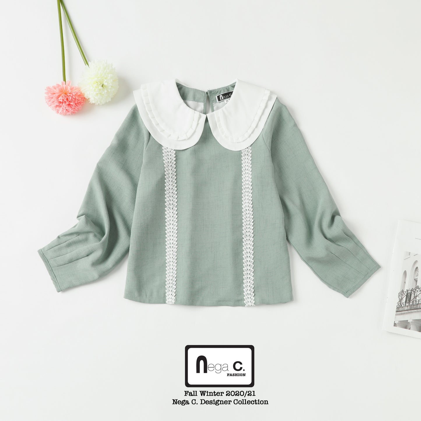 Nega C. เสื้อเชิ้ตลูกไม้คอกลมจับจีบบางสองชั้น |สีเขียว|ซับในแบบเรียบเรียง|