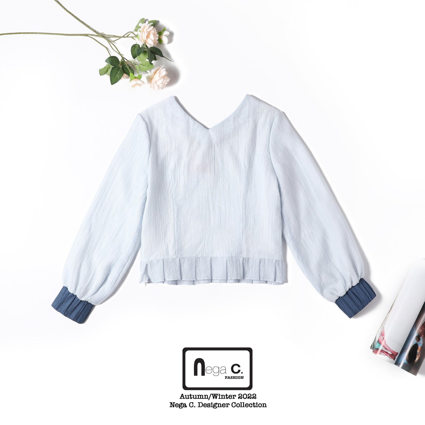 Nega C. 拼色尖領壓摺上衣|藍色|無彈|有裡襯