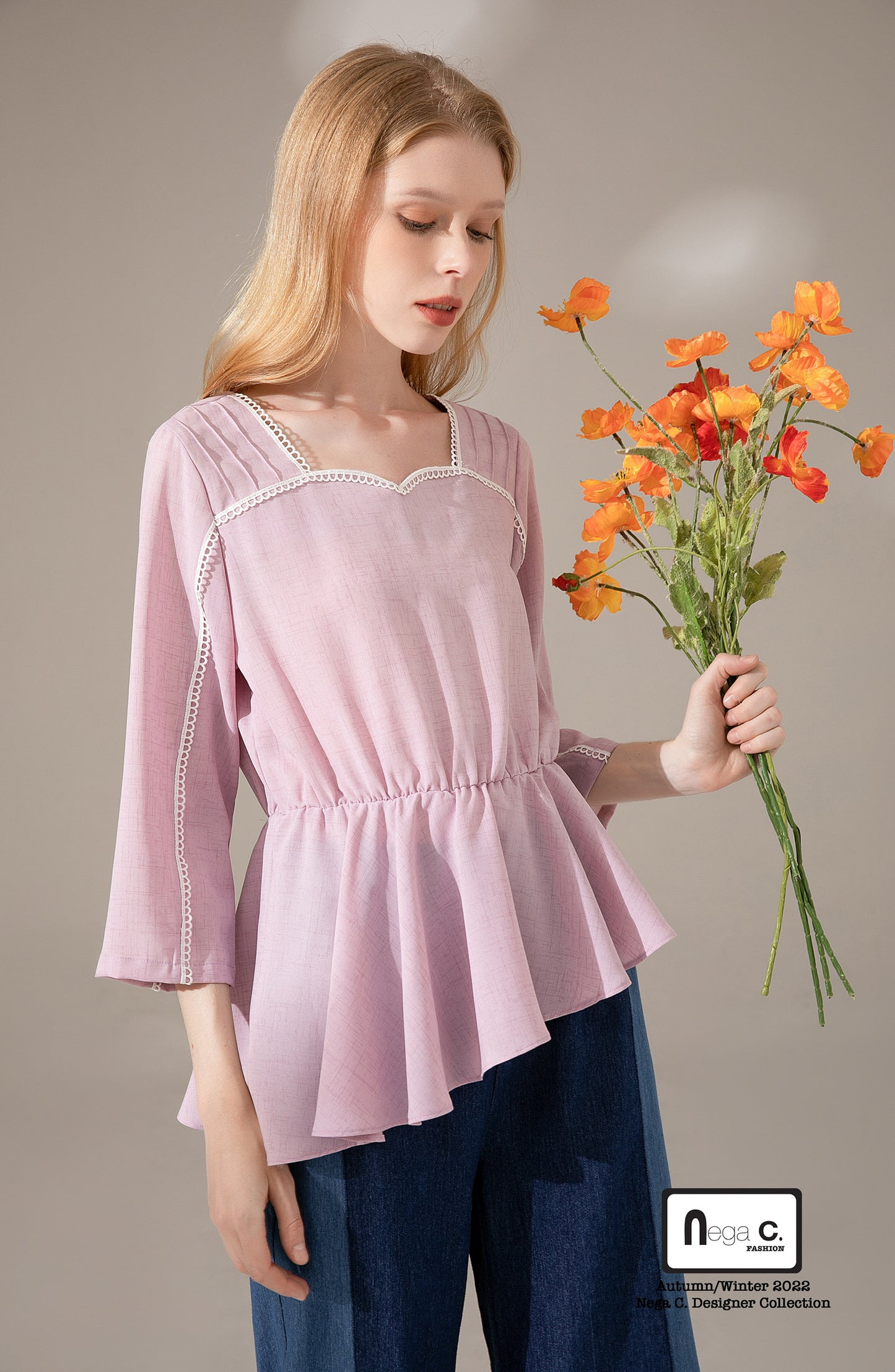 Nega C. เสื้อทูนิคระบายไม่สมมาตรคอ Sweetheart | สีชมพู | ไม่ยืด | ไม่มีซับใน