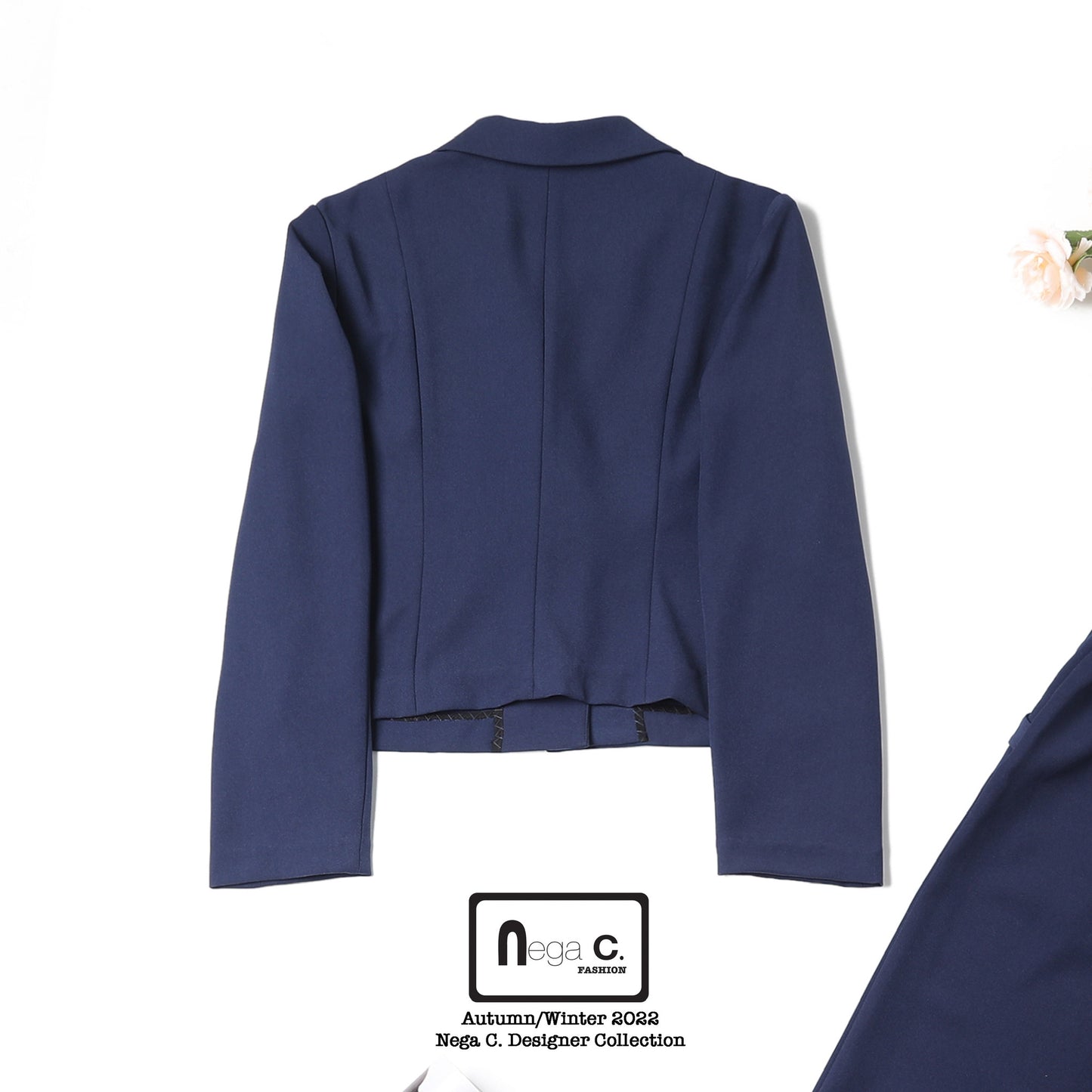 Nega C. เบลเซอร์สีทึบ|น้ำเงินเข้ม|ยืดเล็กน้อย|ไม่มีซับใน