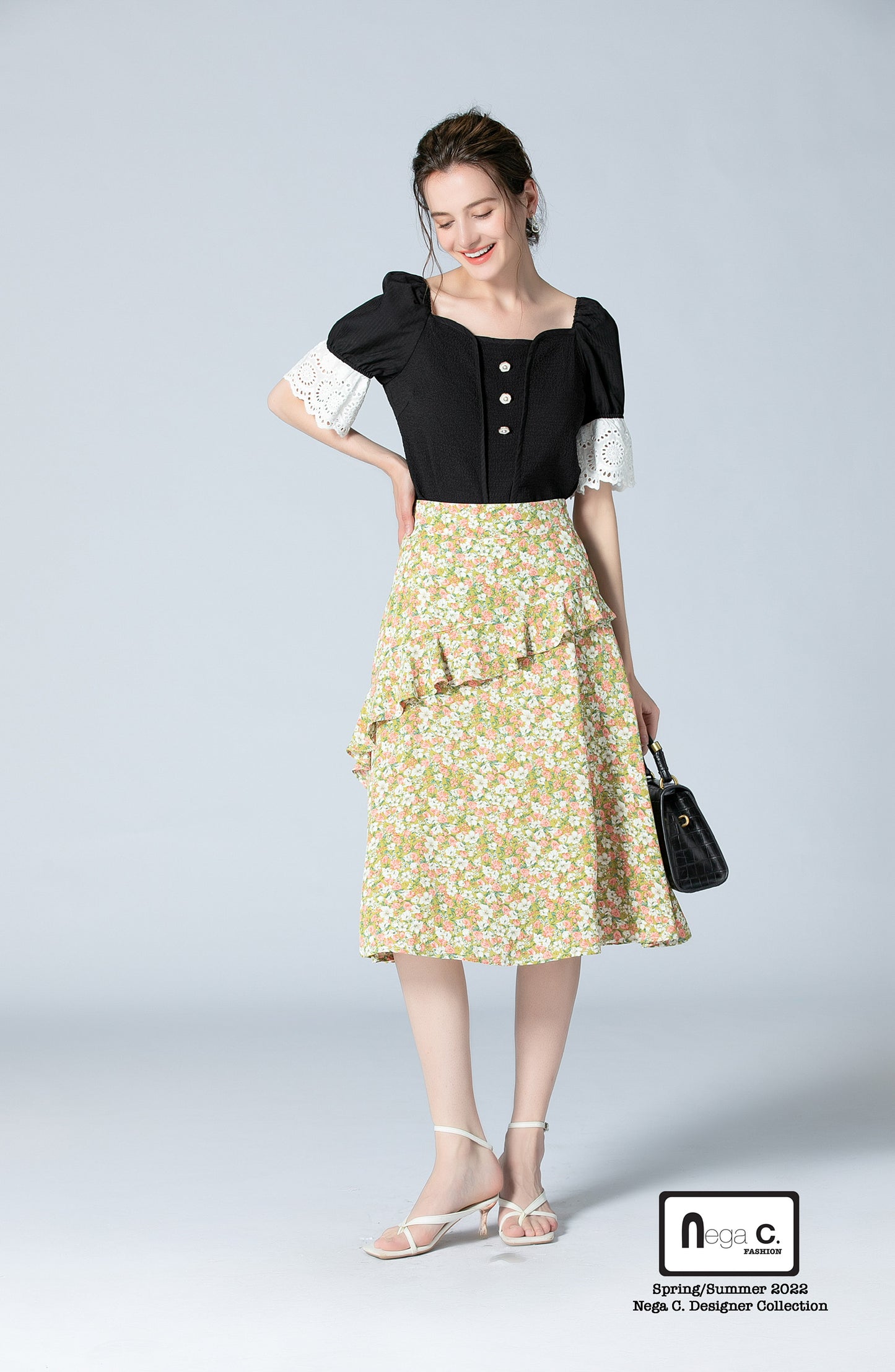 Nega C. เสื้อแขนพองคอ Sweetheart | สีดำ | ไม่มีซับใน