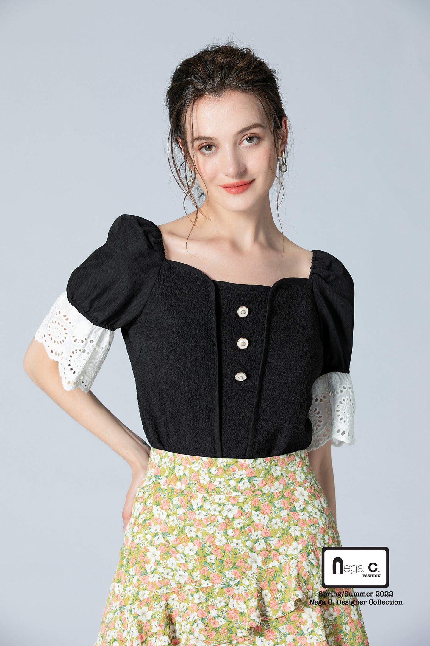 Nega C. เสื้อแขนพองคอ Sweetheart | สีดำ | ไม่มีซับใน