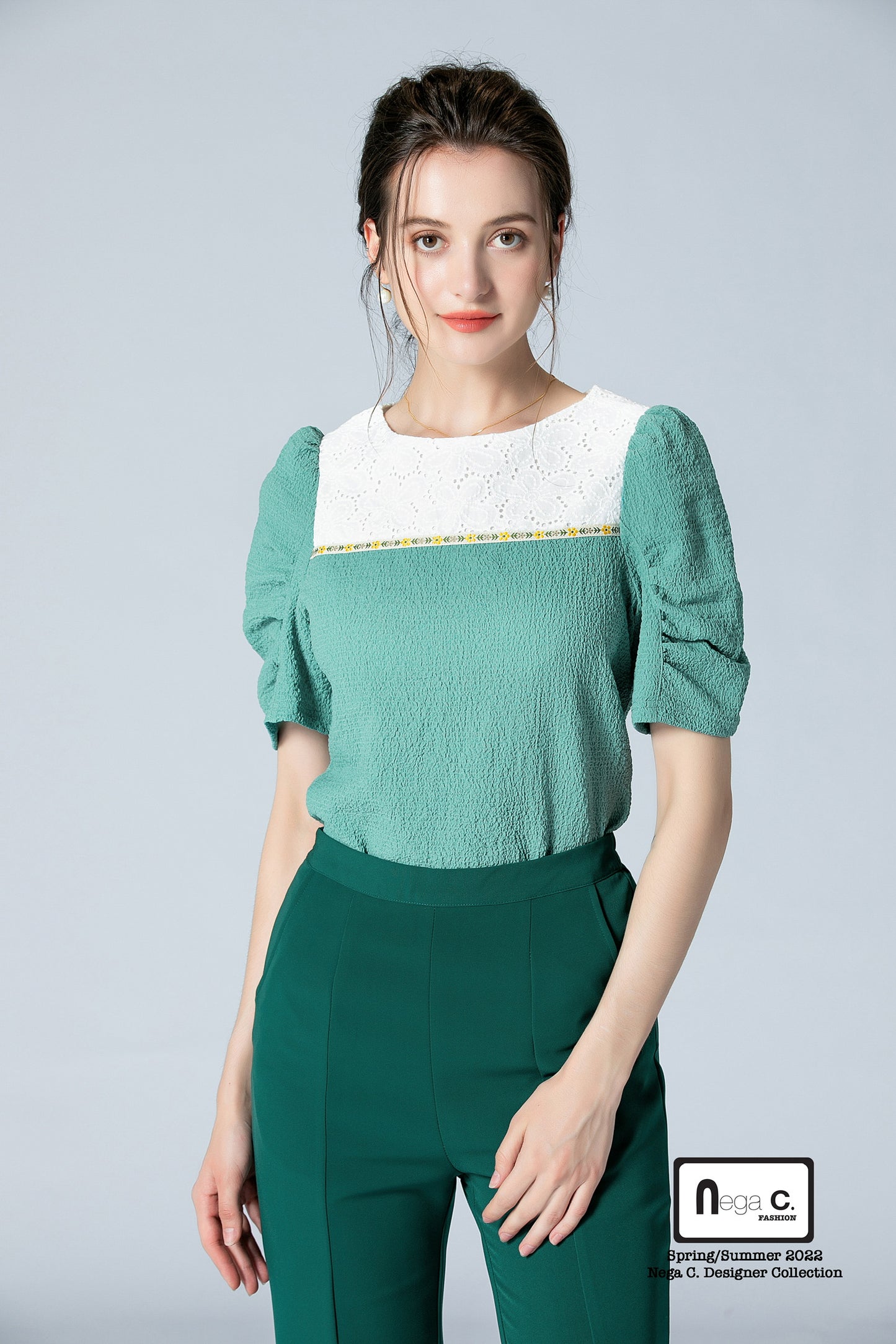 Nega C. 蕾絲拼布泡泡袖上衣|綠色|無裡襯