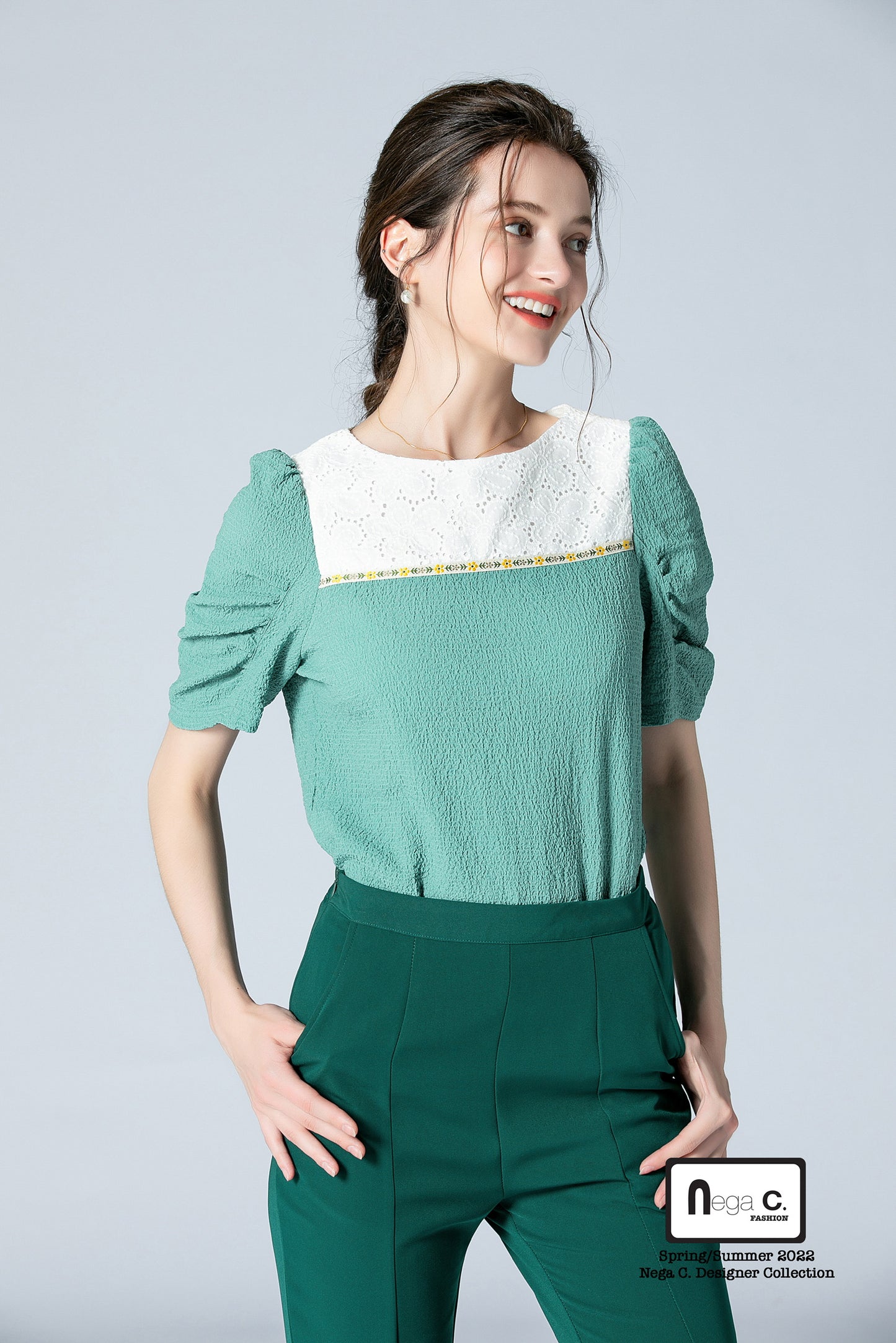 Nega C. 蕾絲拼布泡泡袖上衣|綠色|無裡襯