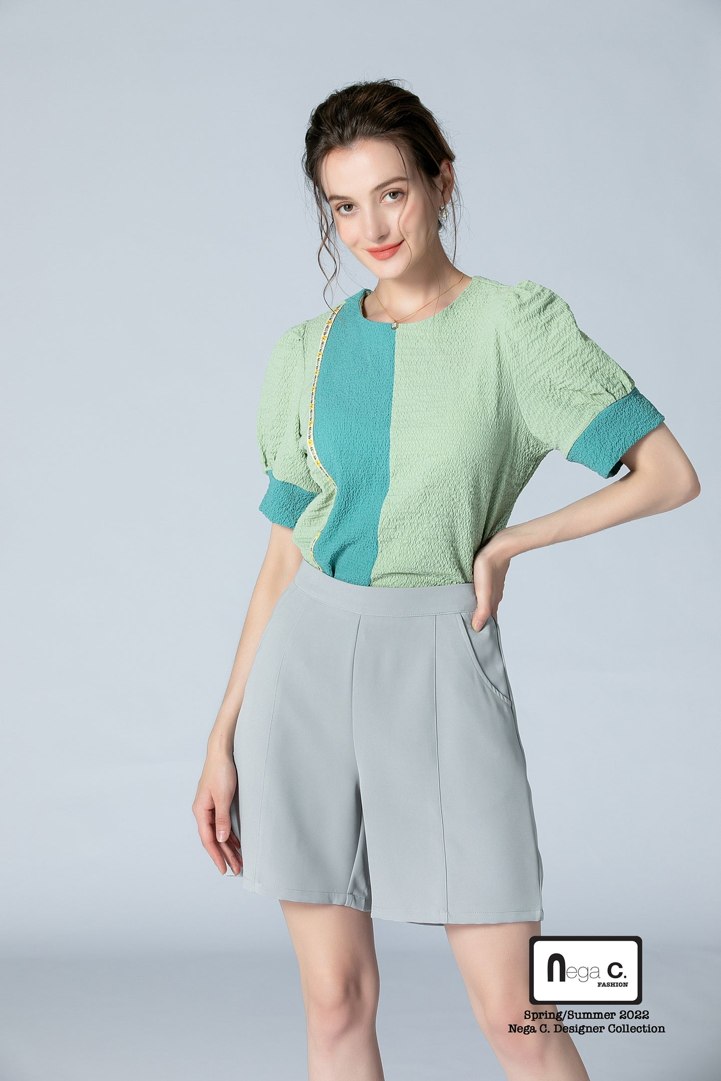 Nega C. 簡約風拼色圓領上衣|綠色|無裡襯