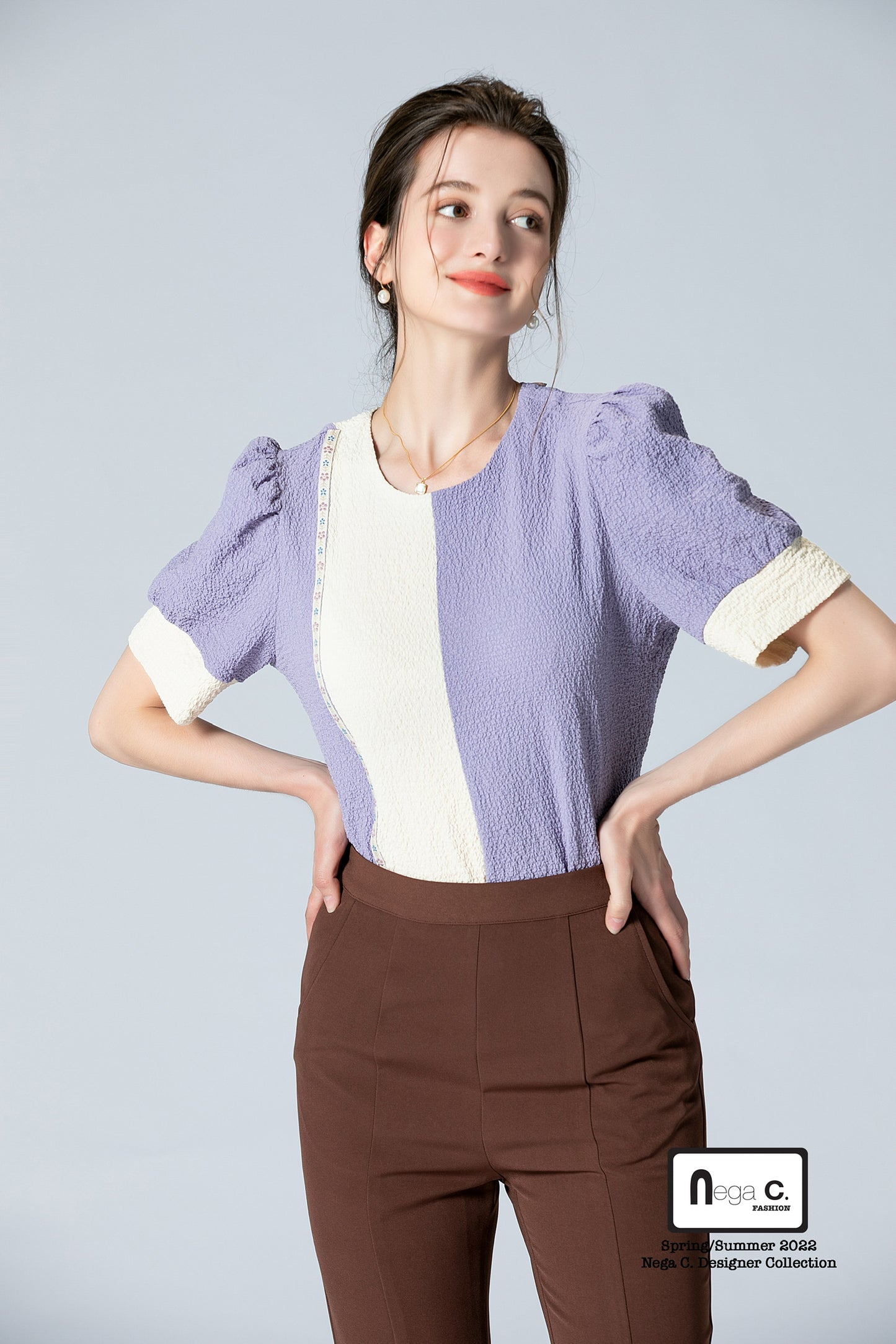 Nega C. เสื้อคอกลมบล็อคสีเรียบง่าย | สีม่วง | ไม่มีซับใน