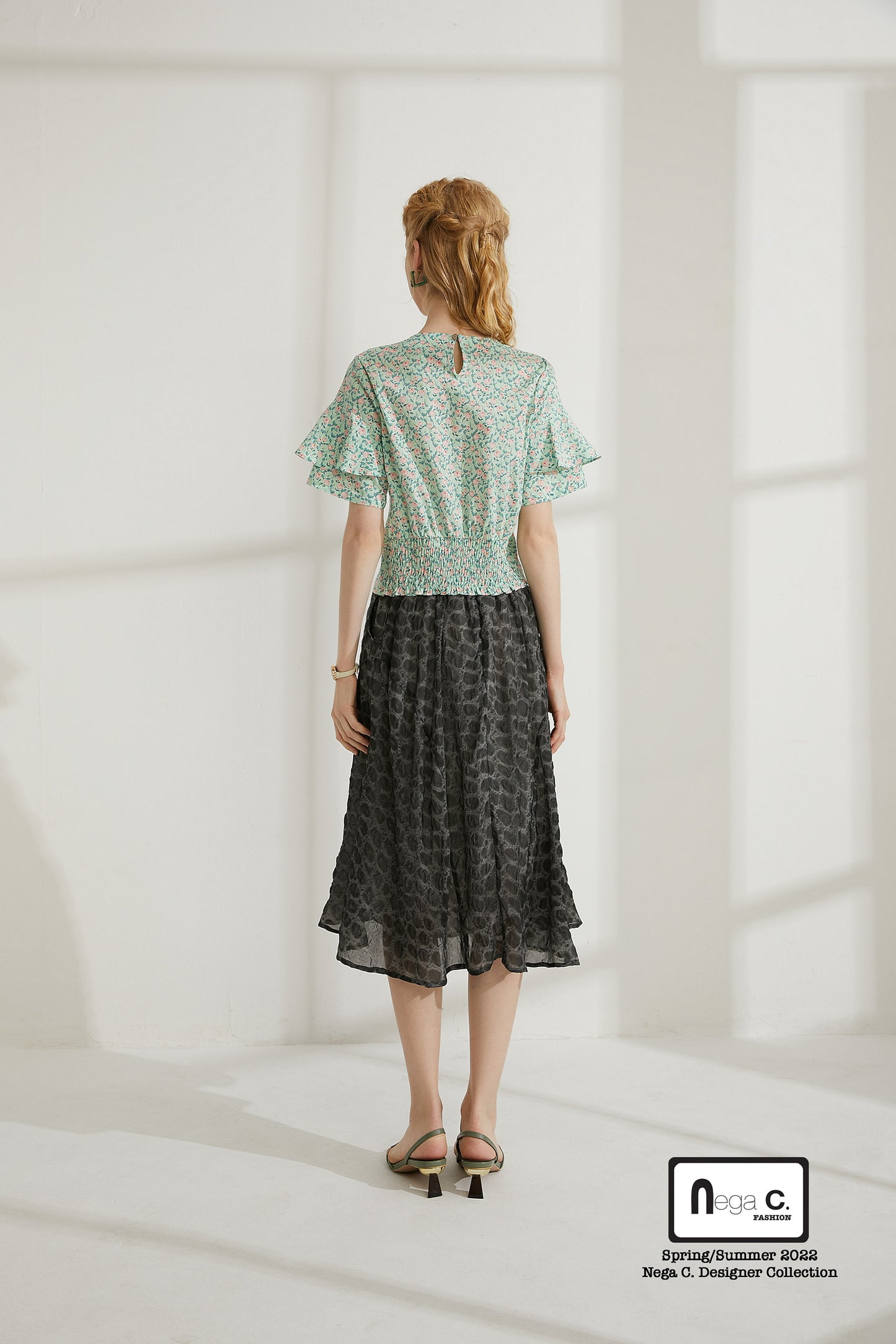 Nega C. เสื้อครอปเอวลอยสไตล์เรโทร | สีเขียว | ไม่มีซับใน