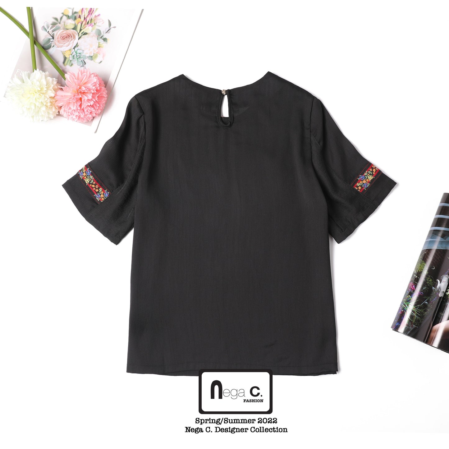 Nega C. เสื้อคอกลม Ethnic | สีดำ | ไม่มีซับใน