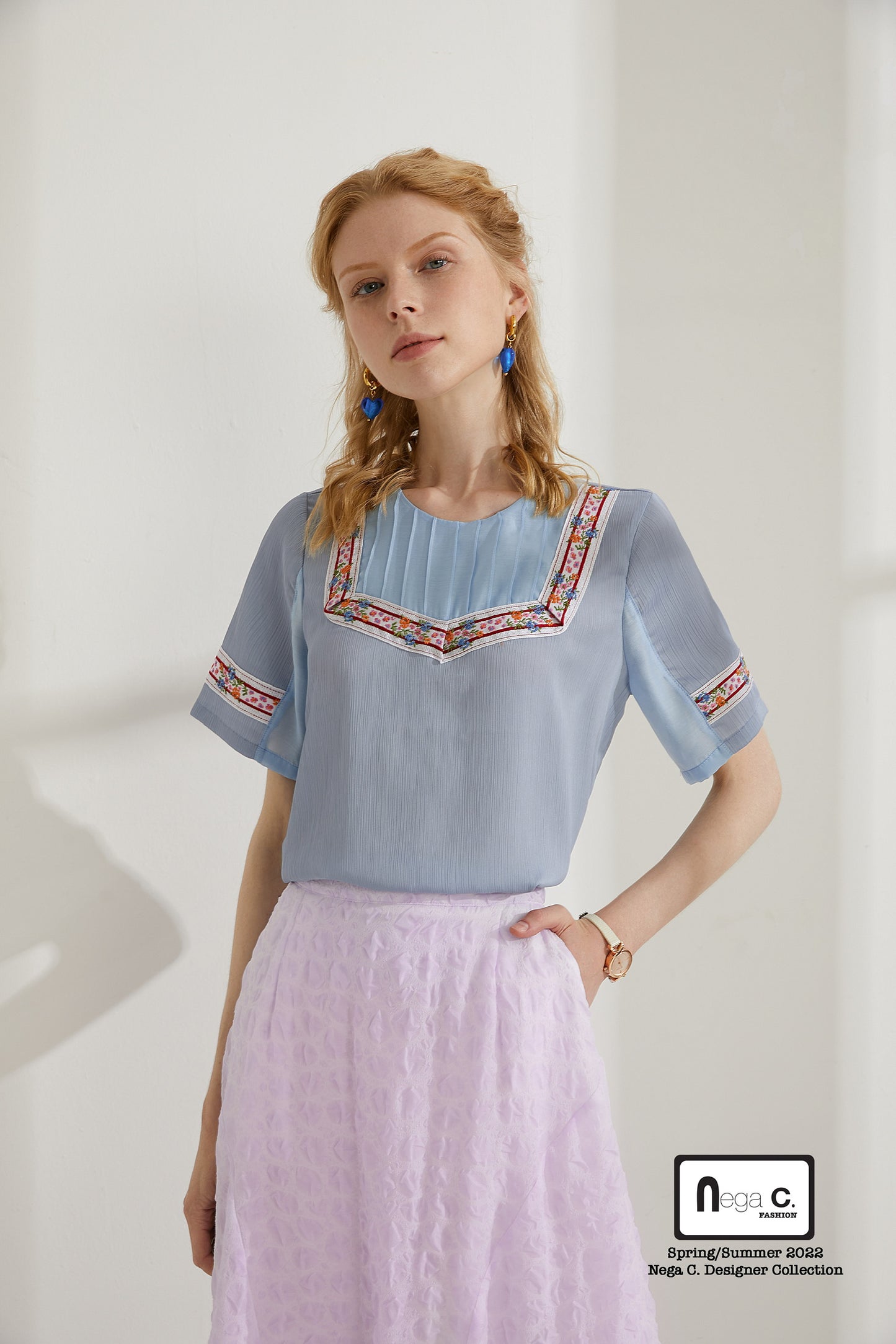 Nega C. 民族風圓領上衣|淺藍色|無裡襯