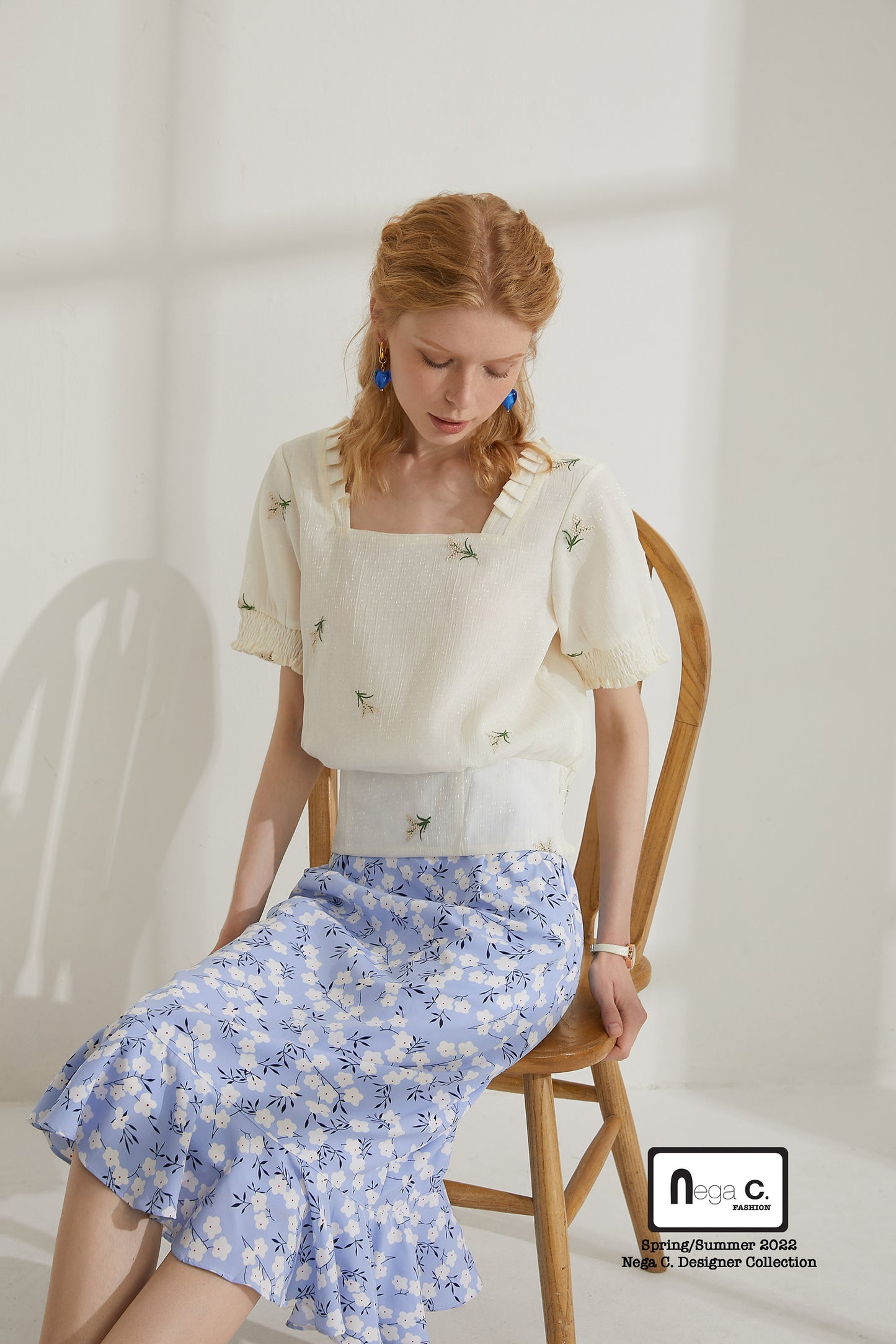 Nega C. เสื้อแขนสั้นทรงพัฟคอเหลี่ยม|สีแอปริคอท|มีซับใน