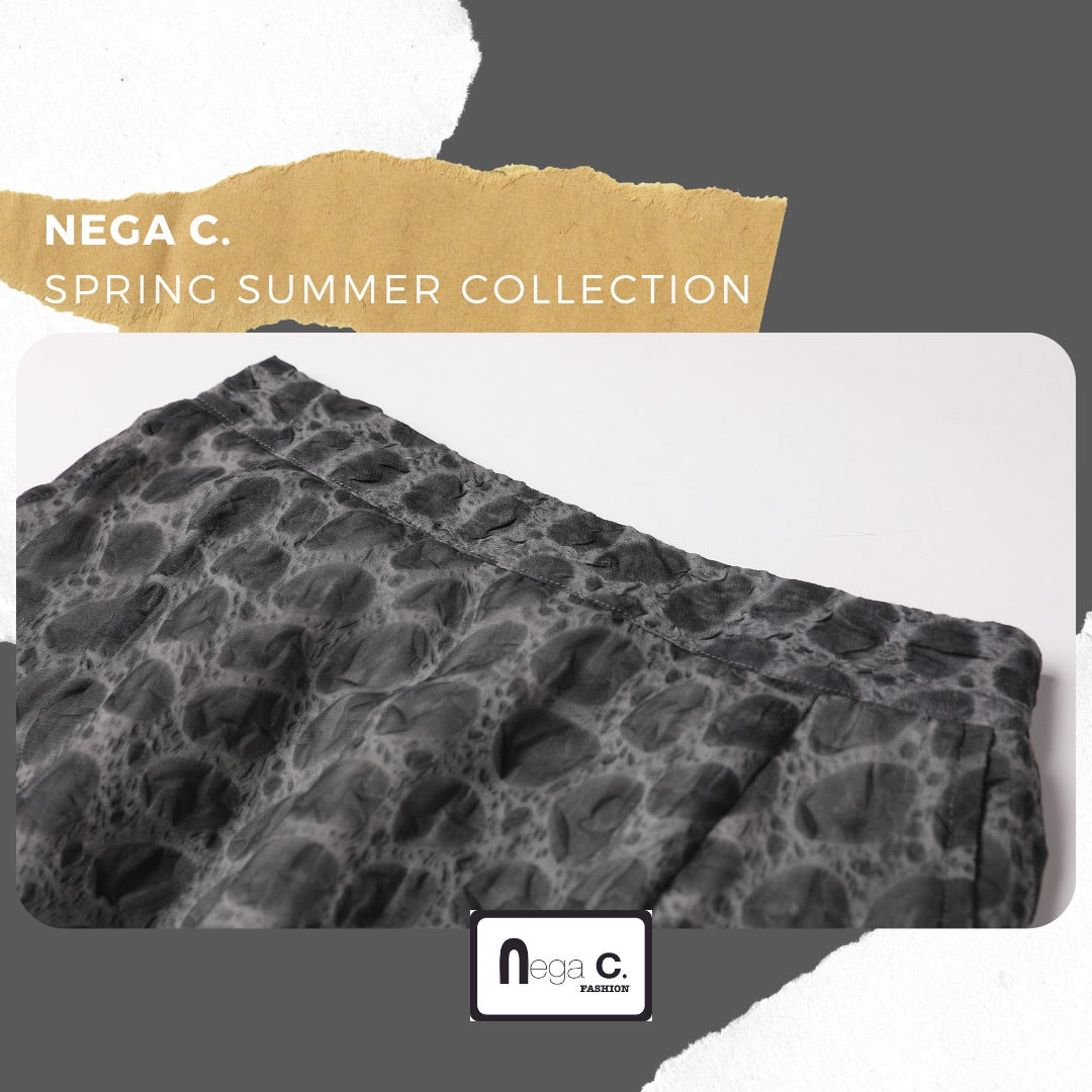 Nega C. กระโปรงชีฟองพิมพ์ลายหมึก | สีดำ | มีซับใน