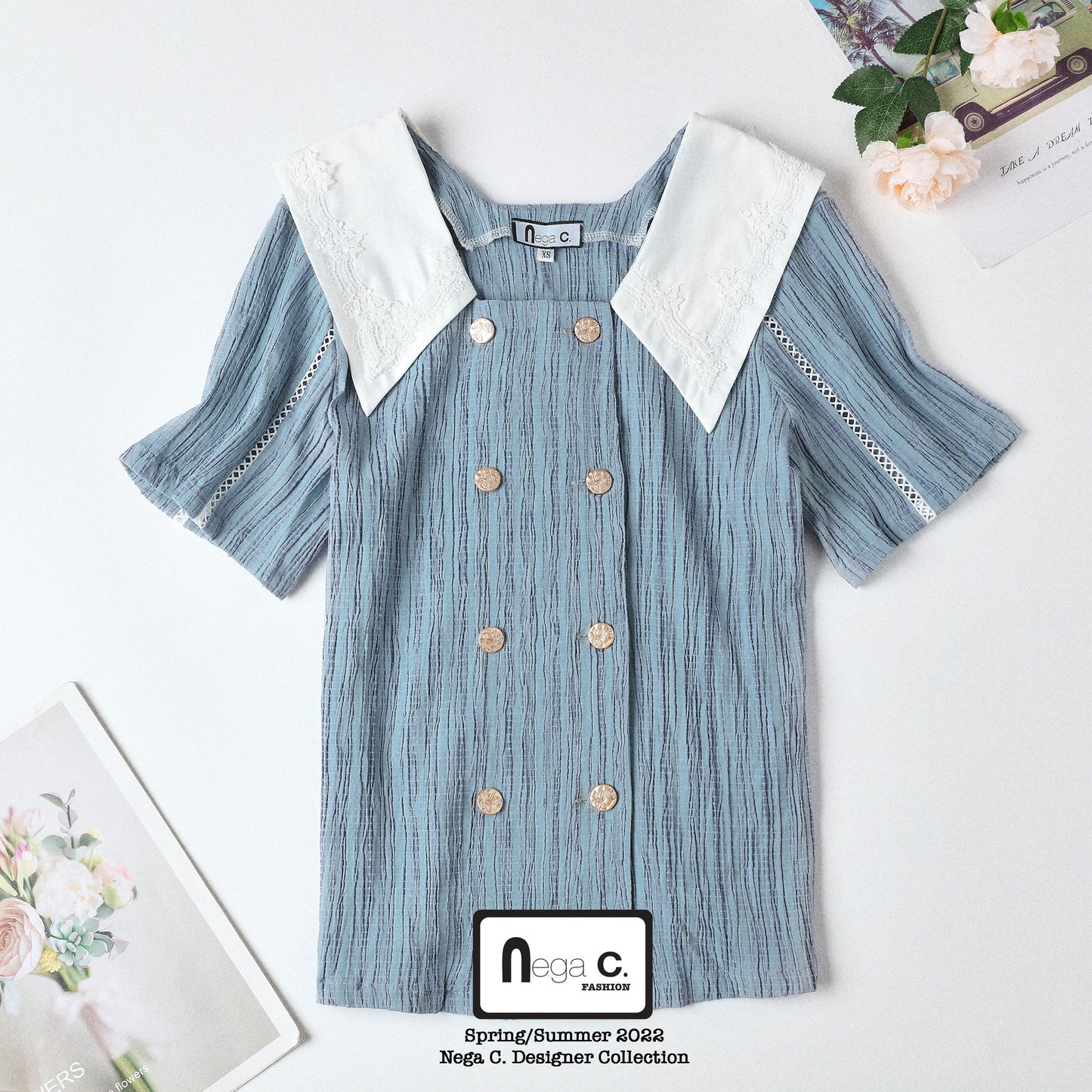 Nega C. Colorblock เสื้อคอกลมกระดุมสองแถว | สีน้ำเงิน | ไม่มีซับใน