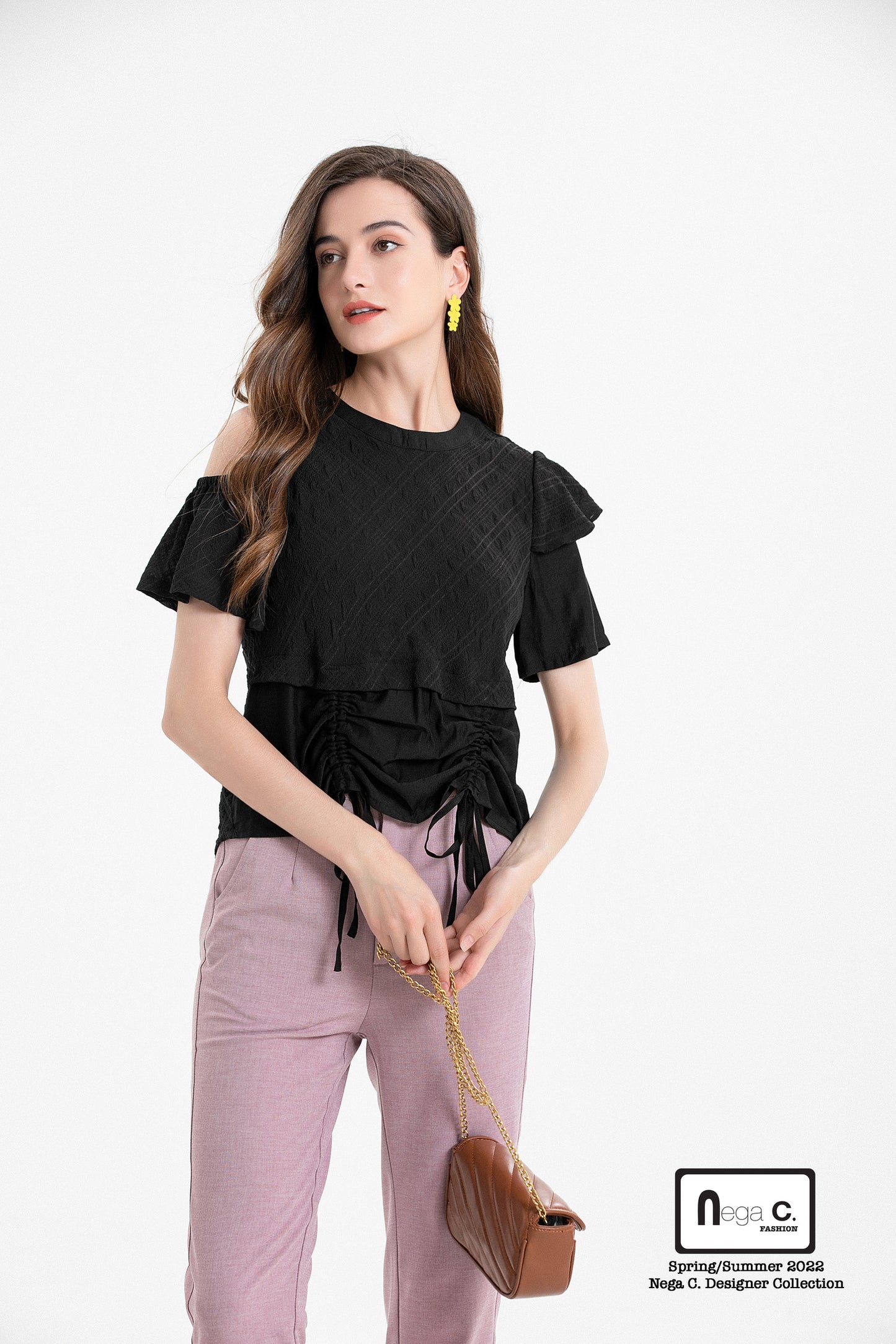 Nega C. เสื้อมีเชือกรูดแขนระบายคอกลม | สีดำ | มีซับในครึ่งตัว
