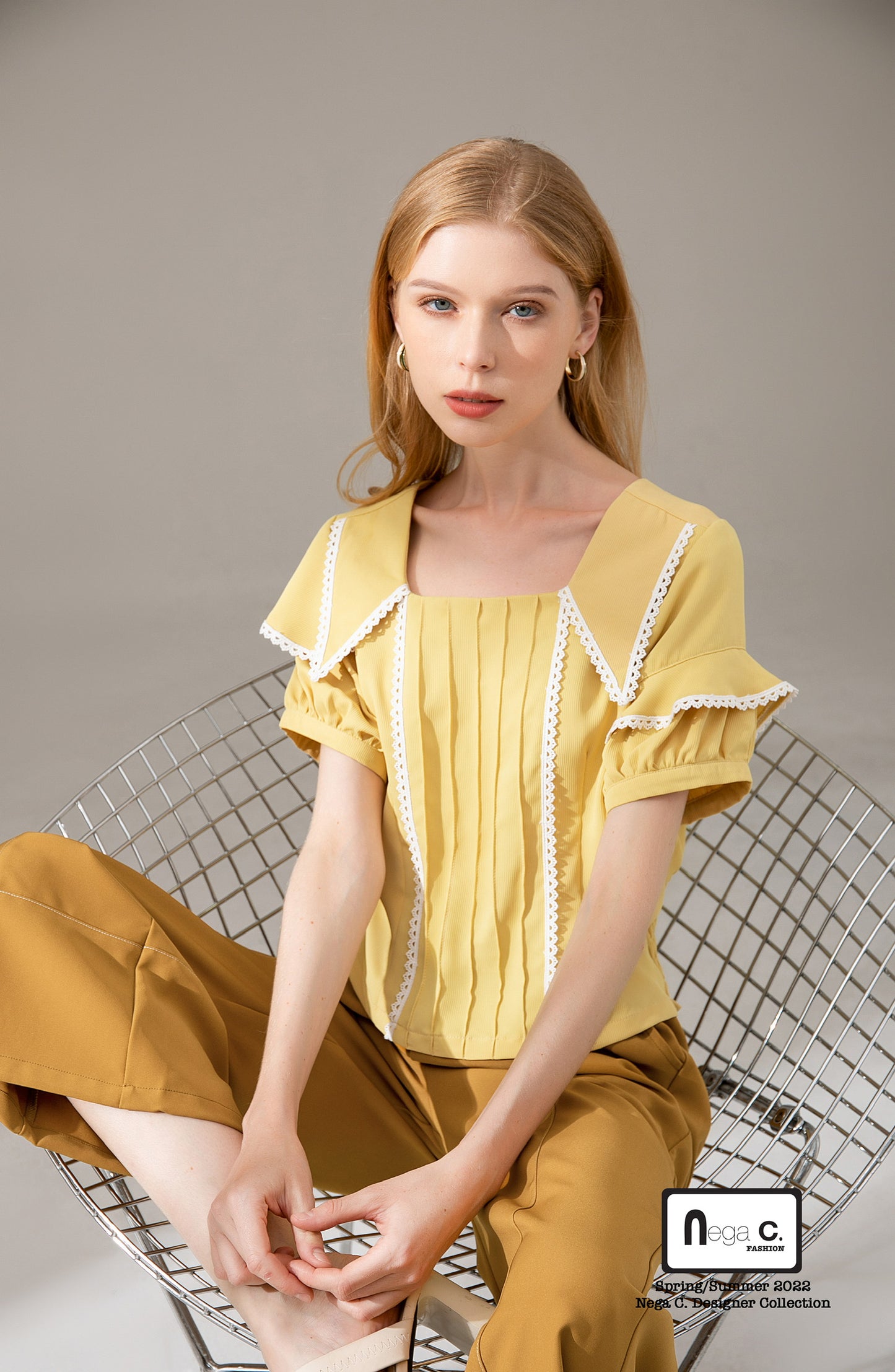 Nega C. เสื้อลูกไม้คอเหลี่ยมเอวสั้น|เหลือง|ไม่ยางยืด|ไม่มีซับใน