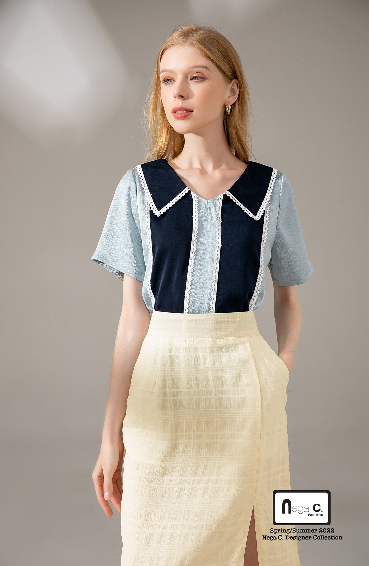 Nega C. Color block เสื้อลูกไม้คอวี | ฟ้า | ไม่ยืด | ไม่มีซับใน