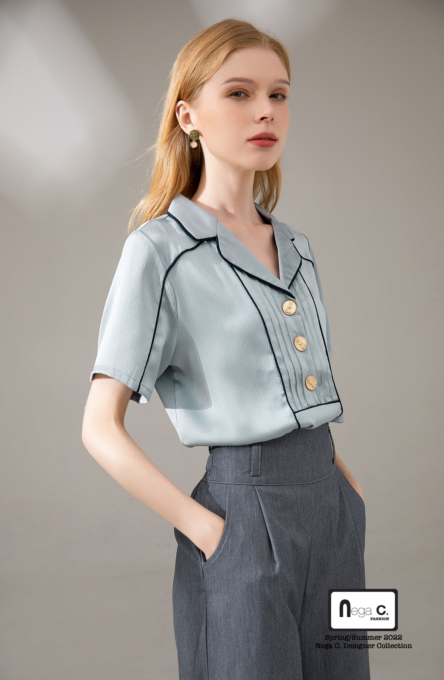 Nega C. Colorblock piping เสื้อเชิ้ตแขนสั้นคอวี | สีน้ำเงิน | ไม่มีซับใน | ไม่ยืดหยุ่น