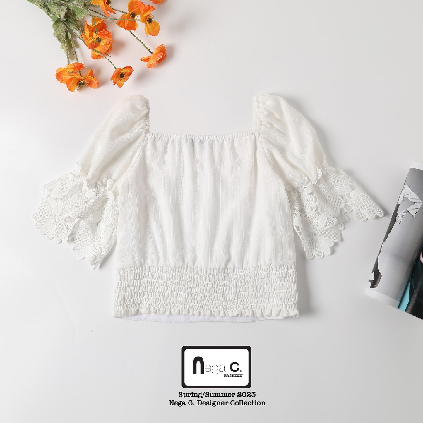 Nega C. เสื้อคอกลมพิมพ์ลายหัวใจ| สีขาว| มีซับใน