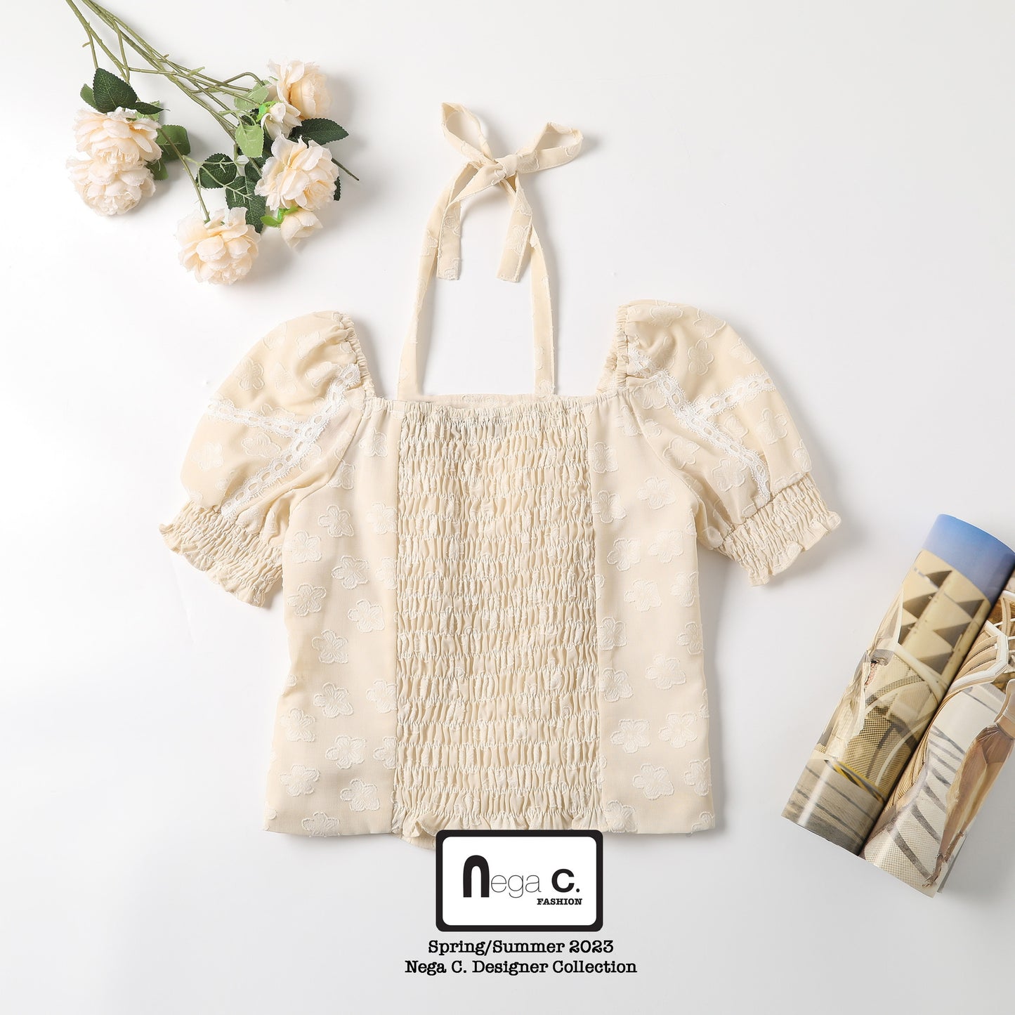 Nega C. เสื้อครอปแขนพองทรงเข้ารูป| สีเบจ| มีซับใน