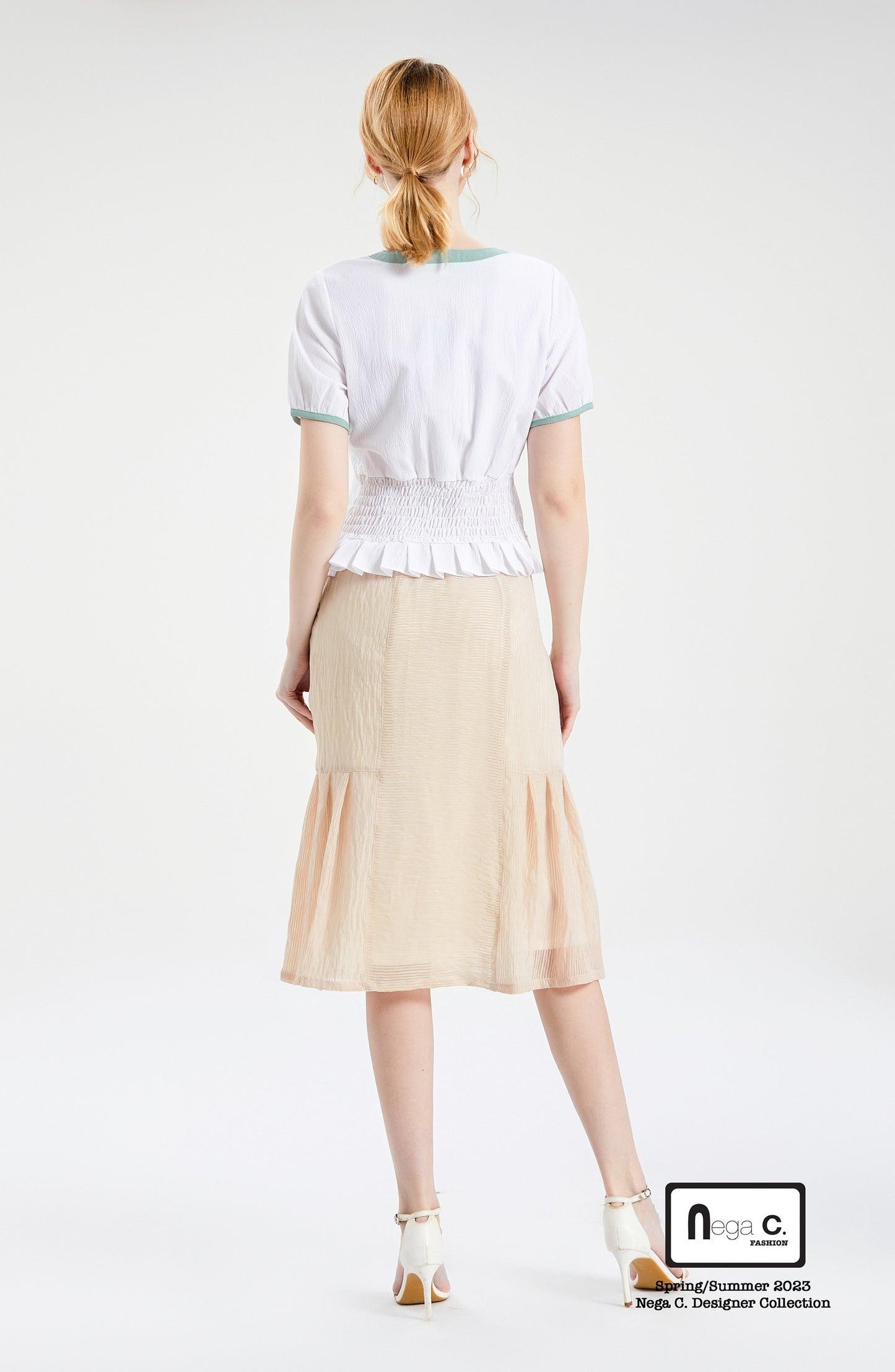 Nega C.เสื้อคอเหลี่ยมคัลเลอร์บล็อคแต่งโบว์คู่ |สีขาว |มีซับใน