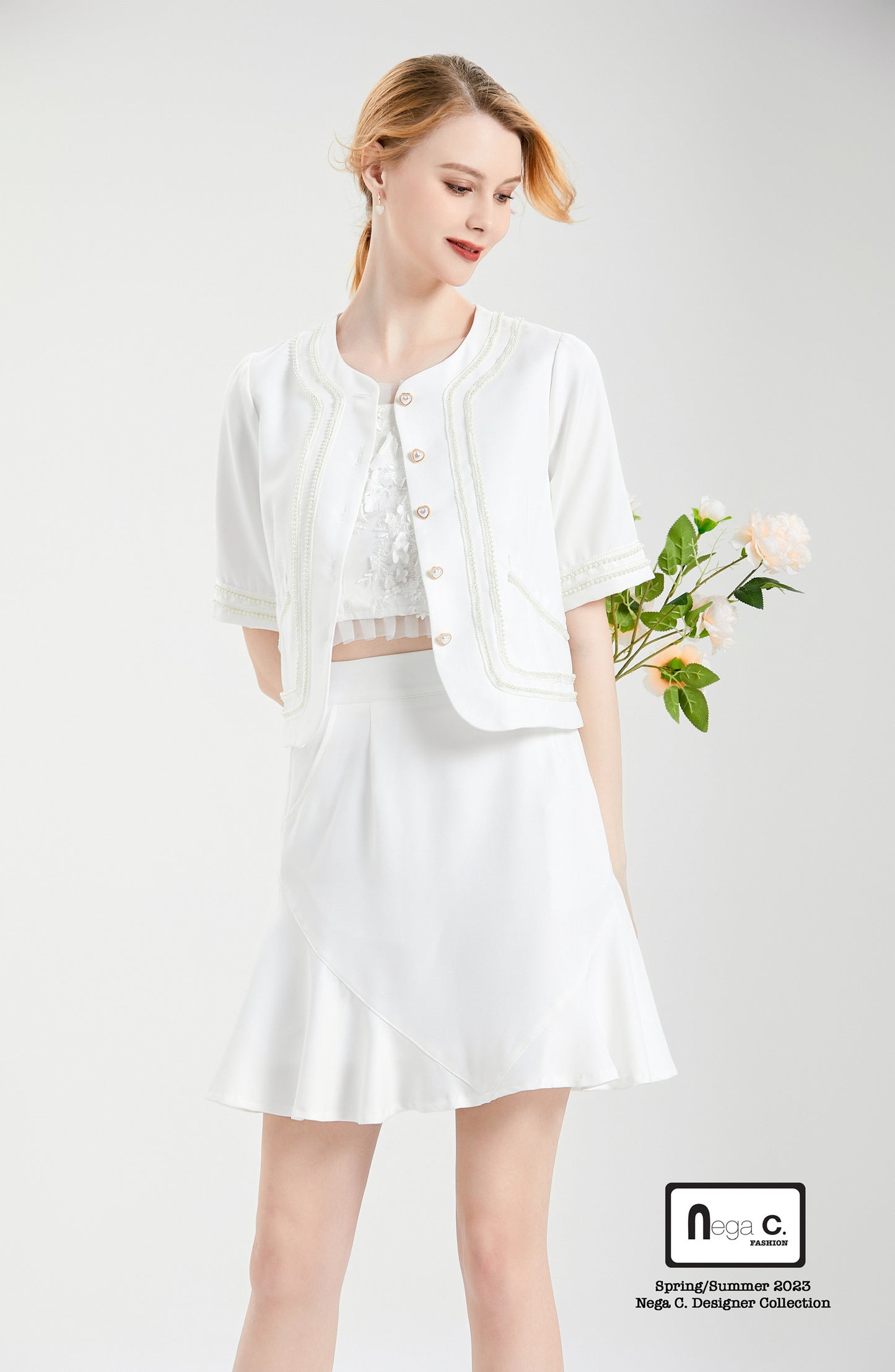 Nega C. เสื้อแจ็คเก็ตแขนสั้นมุกคอกลม |สีขาว |มีซับใน