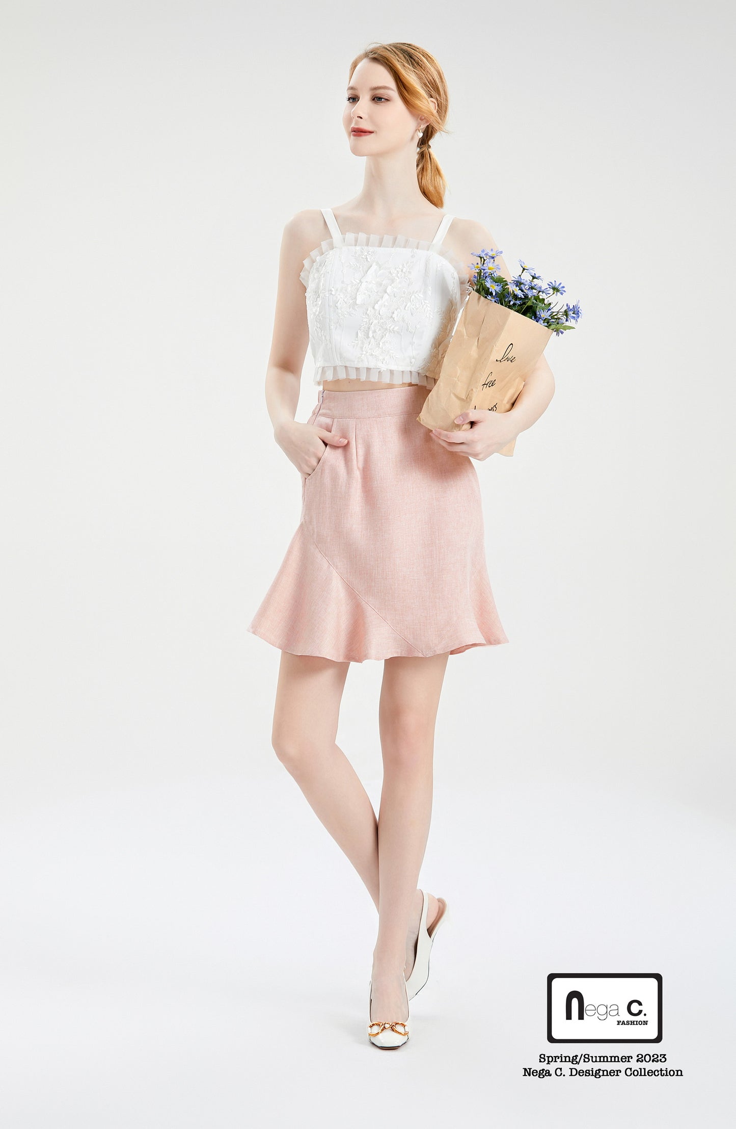 Nega C. เสื้อชั้นในลูกไม้ Romantic Floral Lace with Spaghetti Straps |สีขาว |มีซับใน