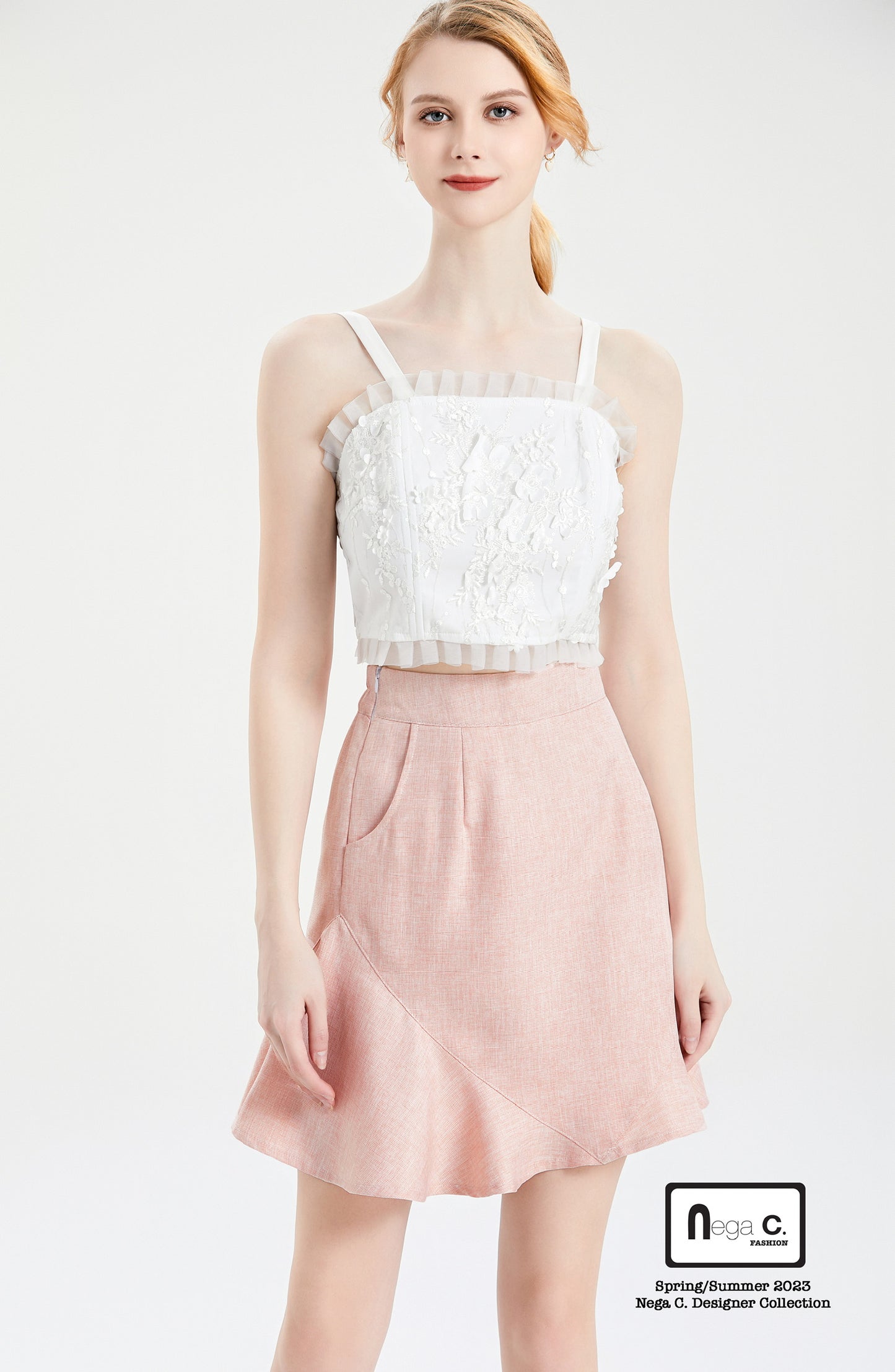 Nega C. เสื้อชั้นในลูกไม้ Romantic Floral Lace with Spaghetti Straps |สีขาว |มีซับใน