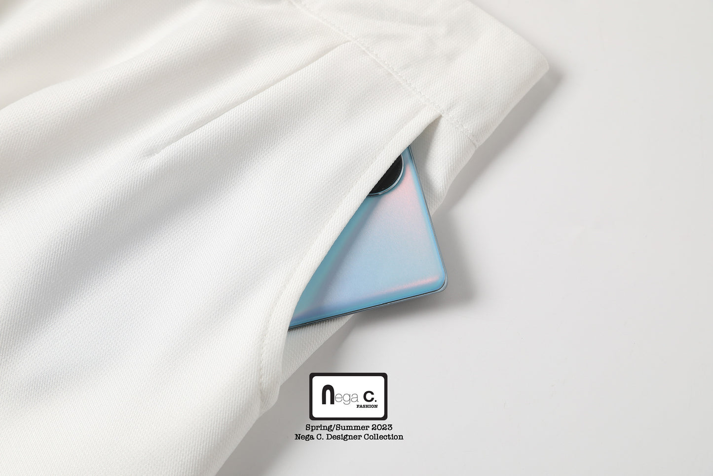 Nega C. กระโปรง Midi Ruffle Hem เรียบหรู |สีขาว | มีซับใน