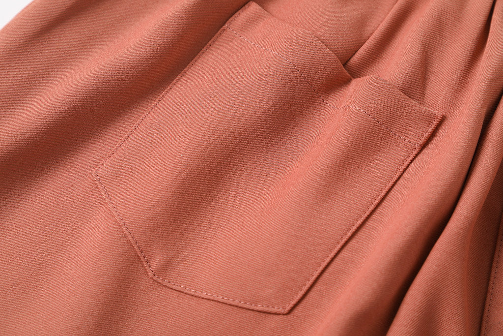 Nega C. กางเกงขากว้างเย็บปะติดปะต่อสีสดใส | สีแดงอิฐ | ยืดหยุ่นเล็กน้อย