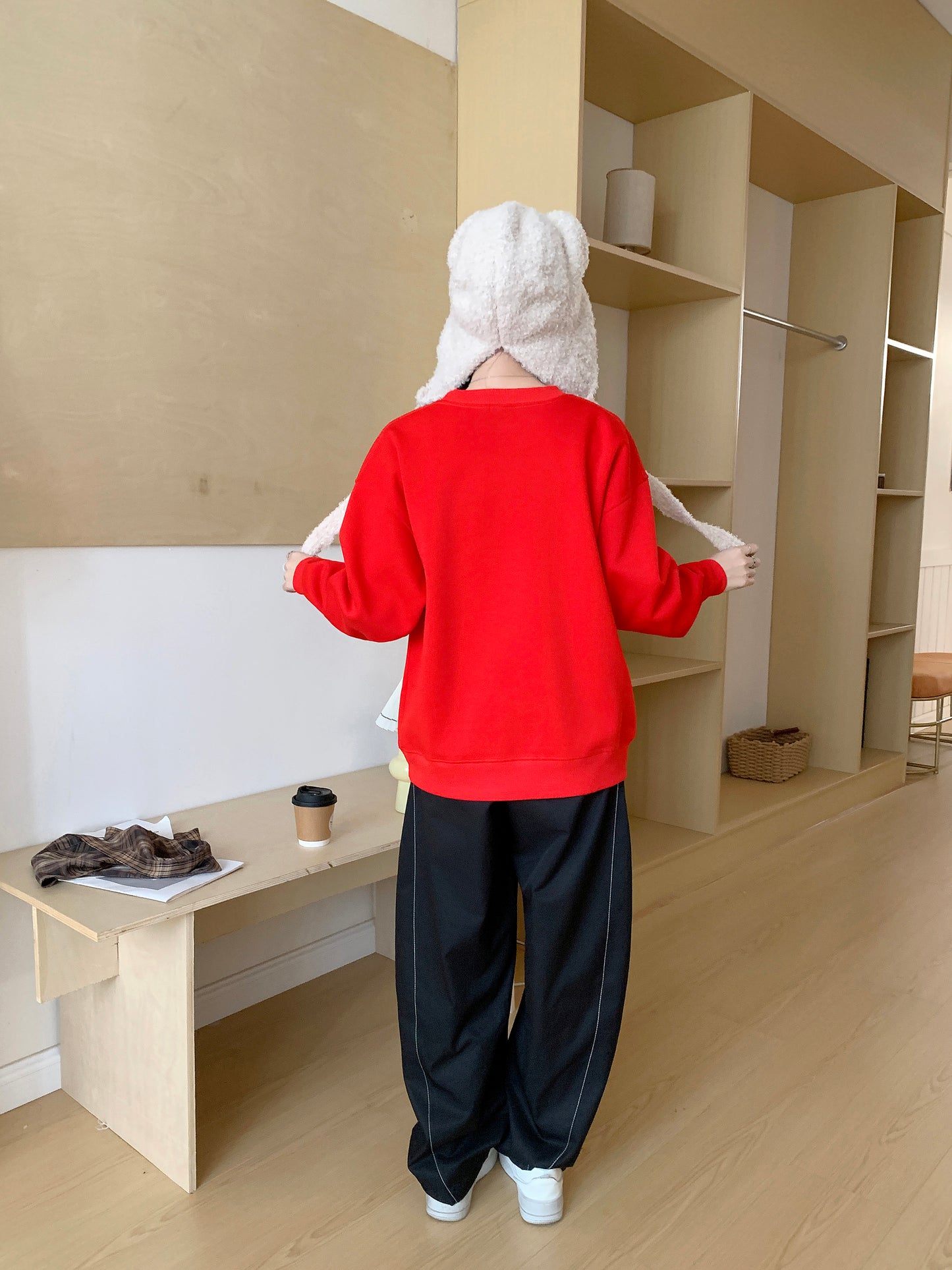 MXN Round shape cut trousers with Top Sewing design| Elastic| Black