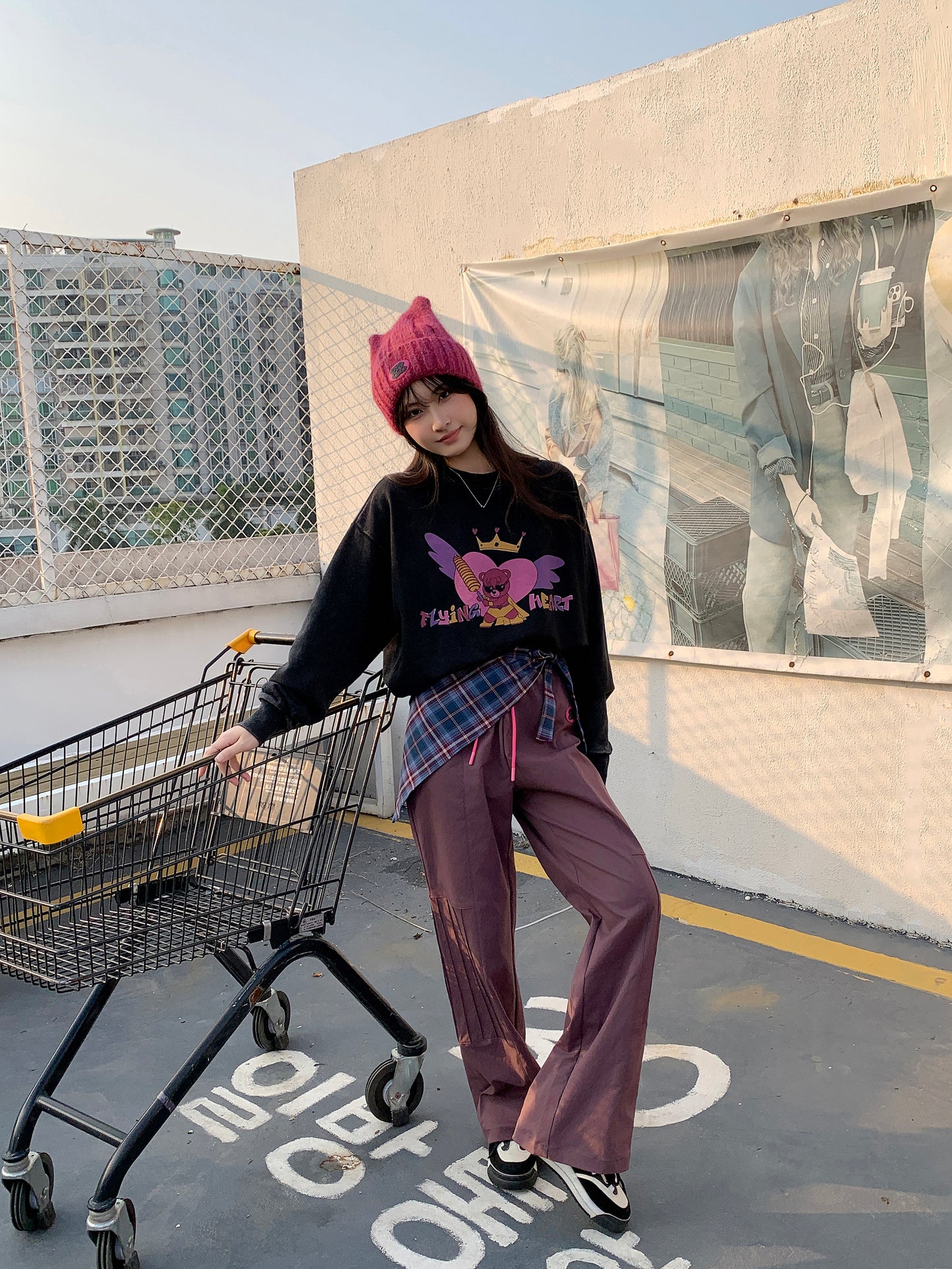 MXN Magenta Bear Oversize Sweater with washed effect| Black