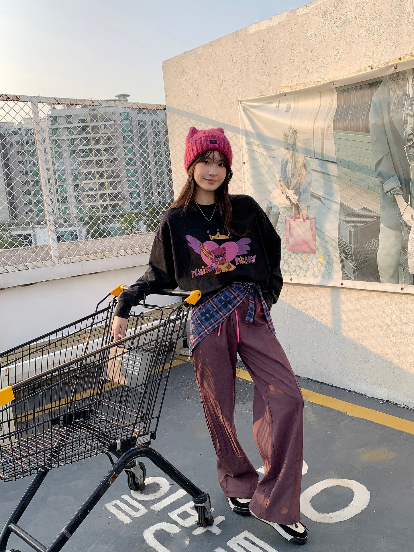 MXN Magenta Bear Oversize Sweater with washed effect| Black