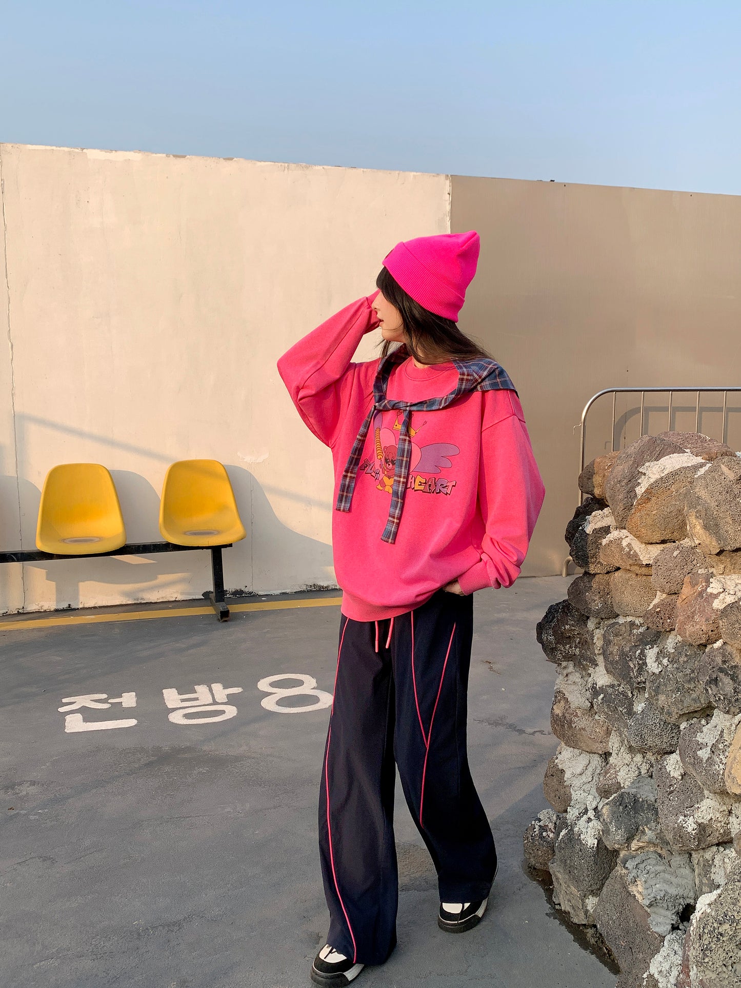 MXN Magenta Bear Oversize Sweater with washed effect| Magenta