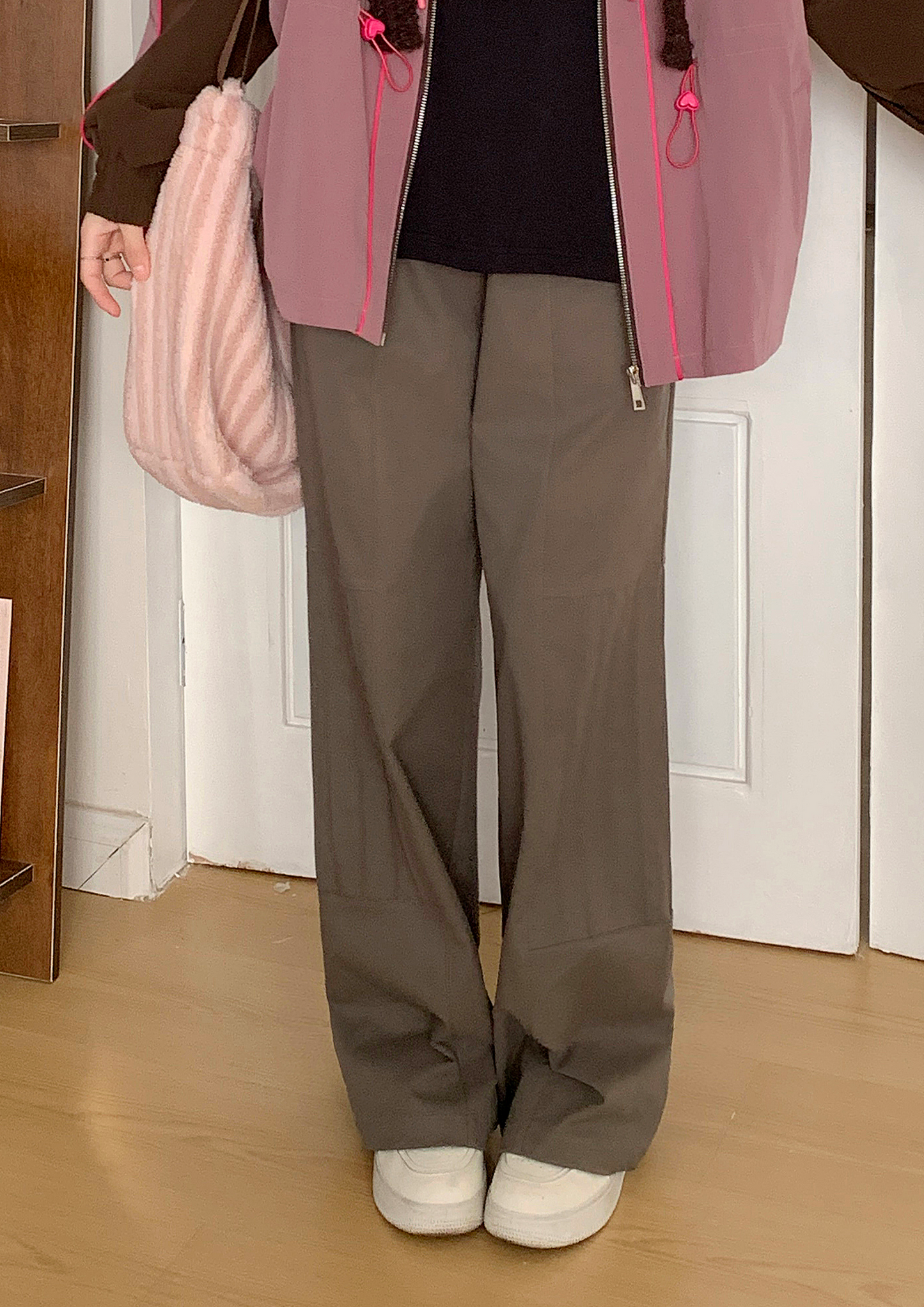 MXN Straight leg cut trousers with sewing lines design| Elastic| Green