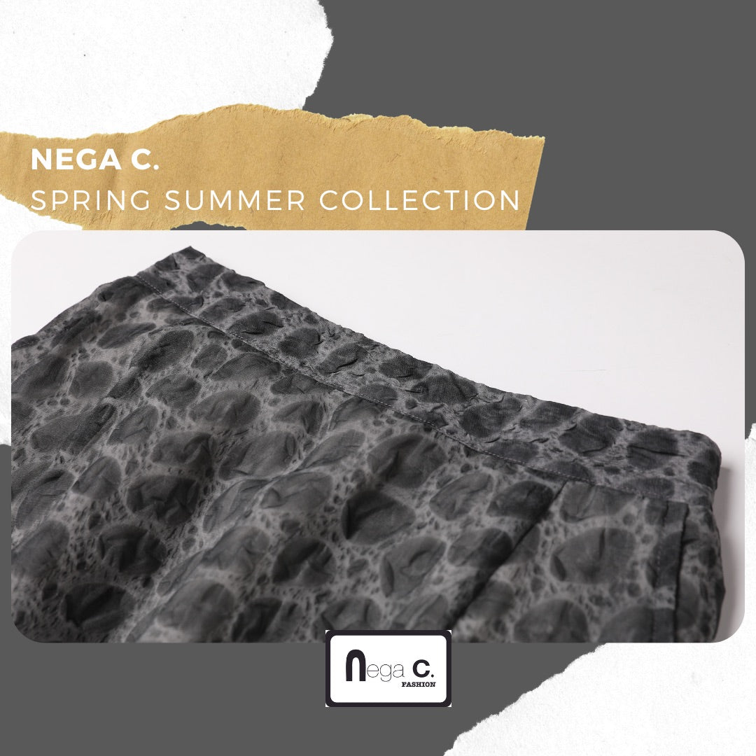 Nega C. 水墨印花雪紡中場半截裙|黑色|有裡襯